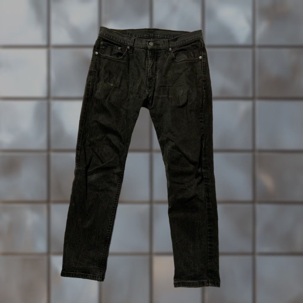 Levi's VINTAGE Levis 514 Slim Straight Black Patched Reworked Distressed Denim Jeans Sz. 32 Mens Slim 32 Black 30in Inseam Distressed Patchwork Size US 32 / EU 48 - 1 Thumbnail