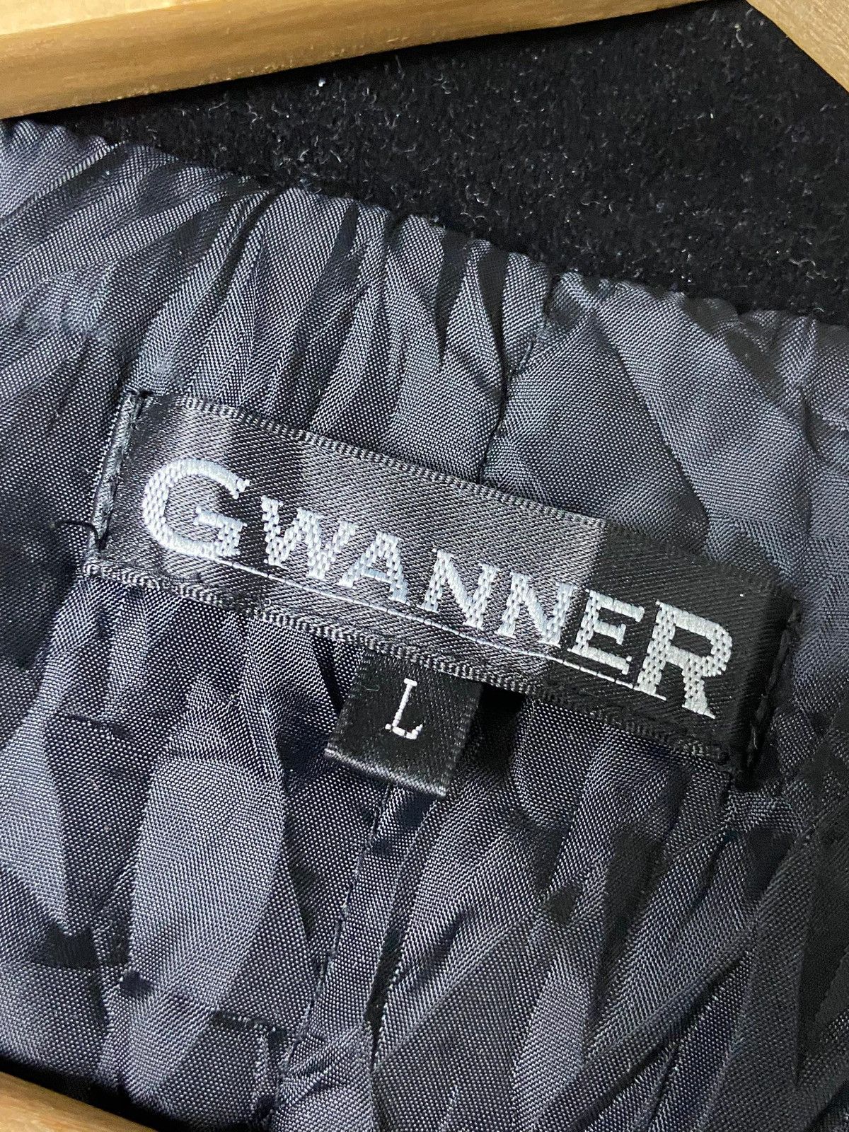 If Six Was Nine Vintage GWanner Bondage Ruffle Down Coat (152) Size US L / EU 52-54 / 3 - 9 Thumbnail