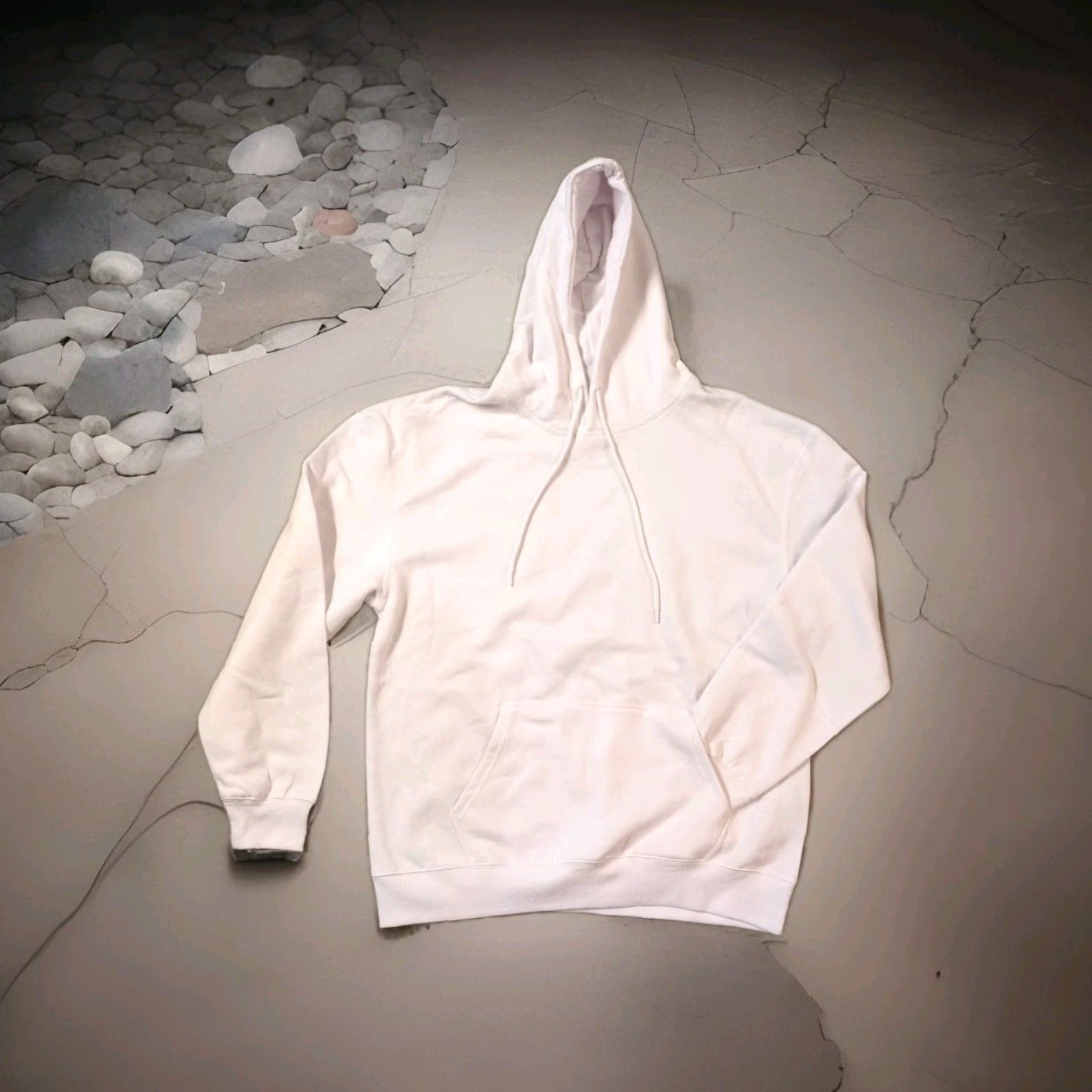 Vintage Unbranded Stranger Things Hoodie Pullover Unisex Adults L White Graphic Print Oversized Logo Men Women Waterfall? Size US L / EU 52-54 / 3 - 4 Thumbnail