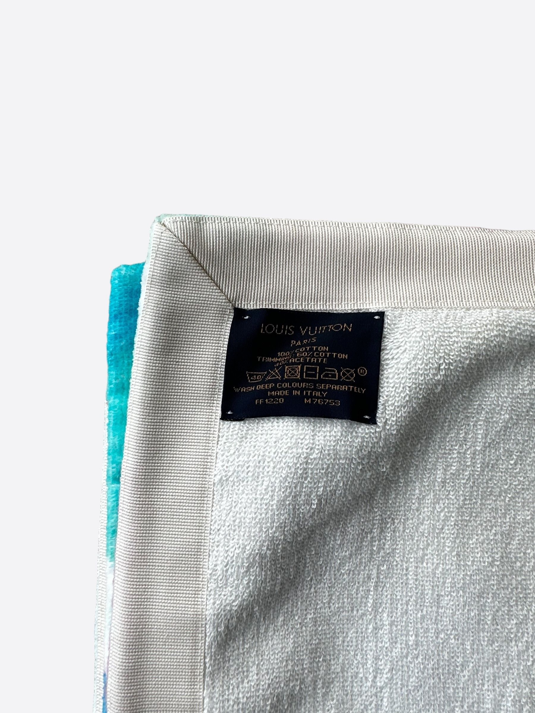 Louis Vuitton Louis Vuitton Multicolor Watercolor Monogram Beach Towel Size ONE SIZE - 4 Thumbnail