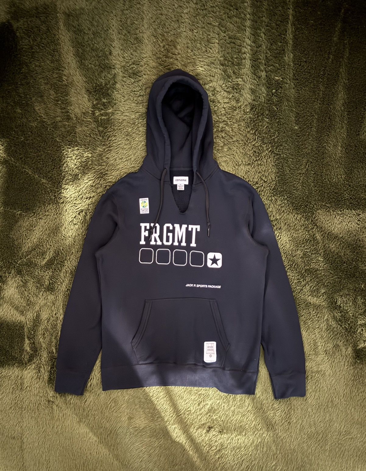 Converse × Fragment Design [XL] Converse x Fragment Design Cut-Off Graphic Hoodie Navy Size US XL / EU 56 / 4 - 1 Thumbnail