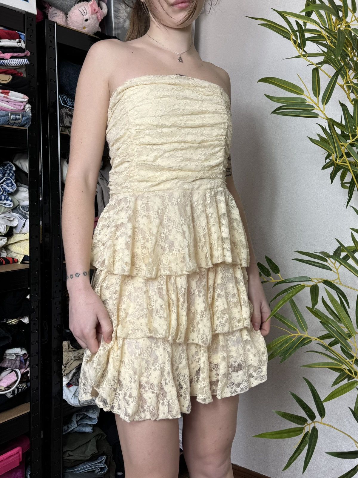 Vintage JEAN PAUL GAULTIER STYLE LACE RUCHES MESH GUIPURE DRESS Size S / US 4 / IT 40 - 2 Thumbnail
