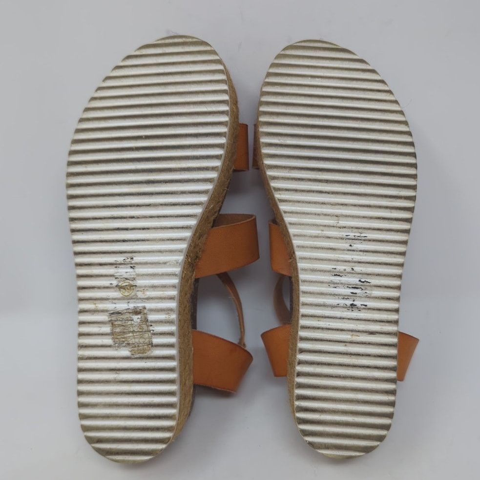 Other Patrizia by Spring Step Larrisa Strappy Sandals SIze 8.5 Size US 8.5 / IT 38.5 - 7 Thumbnail