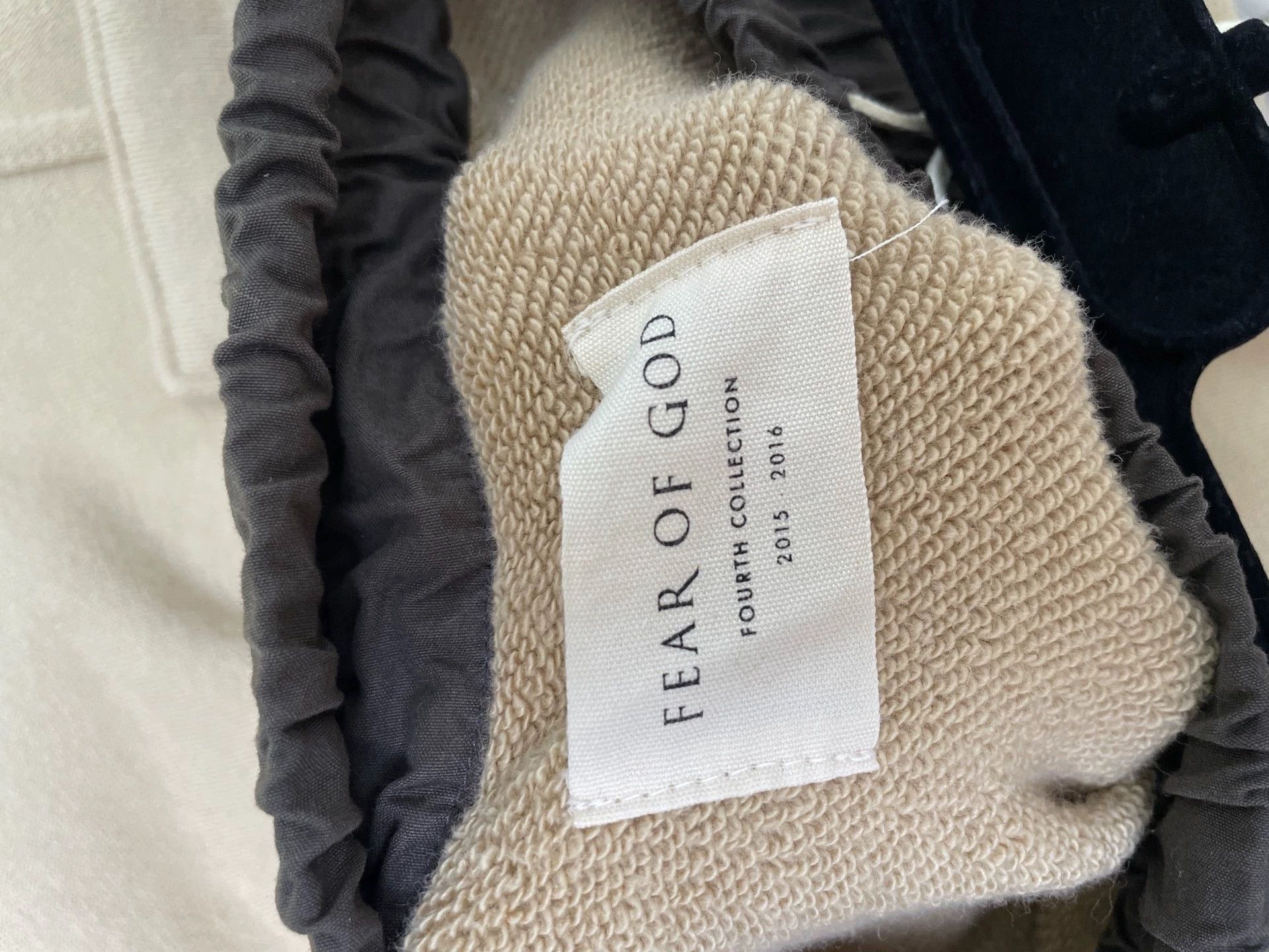 Fear of God Fear of God Fourth Season Sand Shorts Size US 32 / EU 48 - 3 Thumbnail