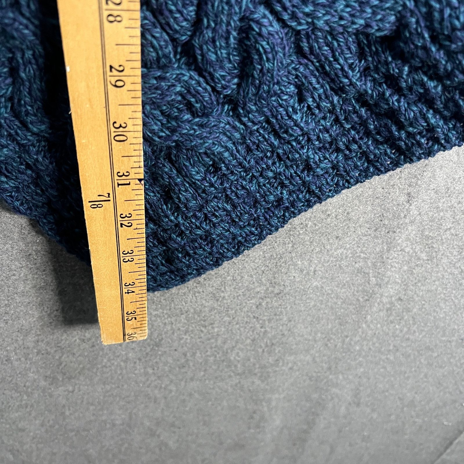 Aran Crafts Kiironan Merino Wool V-Neck Poncho Atlantic, XL/XXL Size XL / US 12-14 / IT 48-50 - 4 Thumbnail
