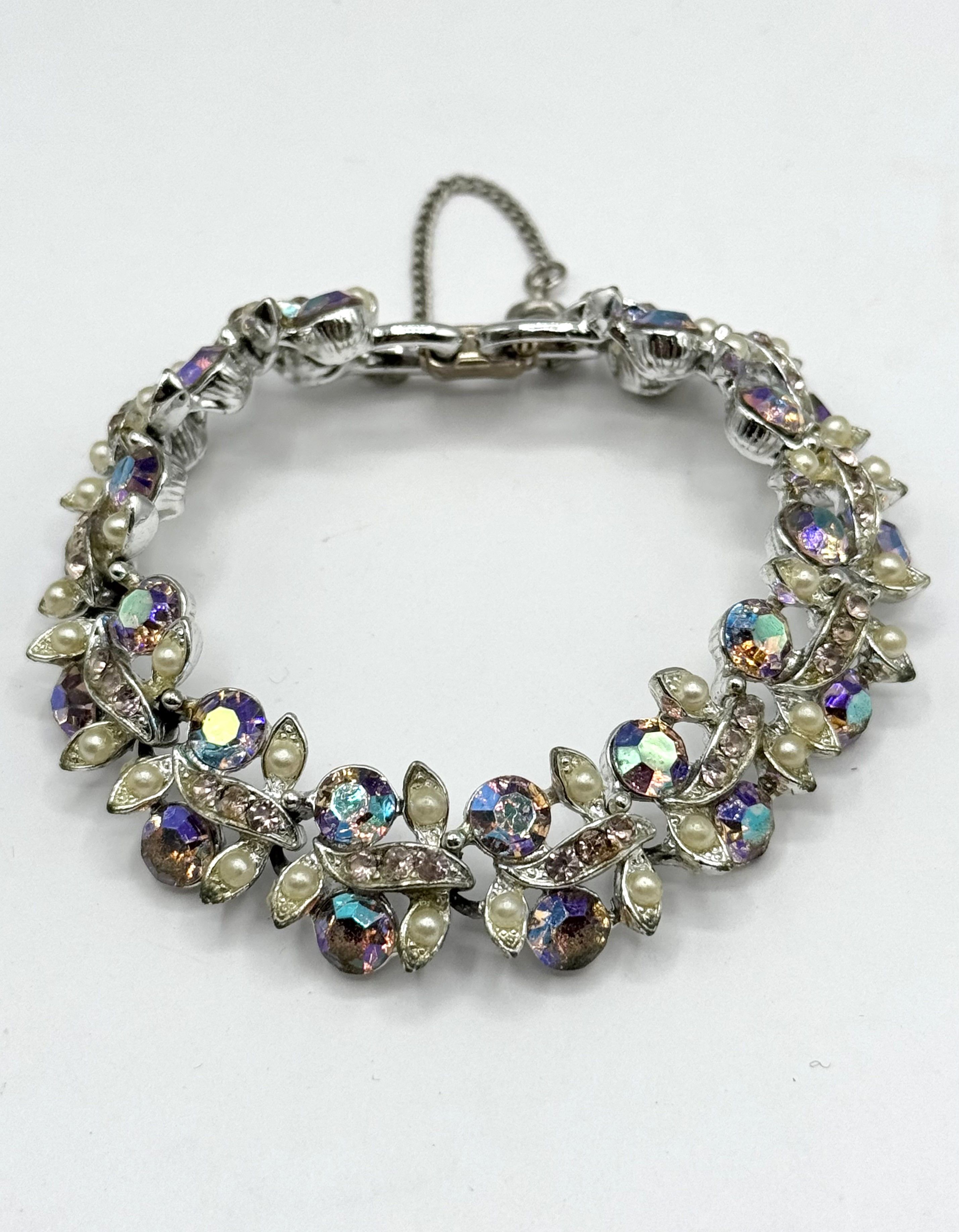 Vintage Vintage rhinestone faux pearl beaded panel bracelet Size ONE SIZE - 1 Thumbnail