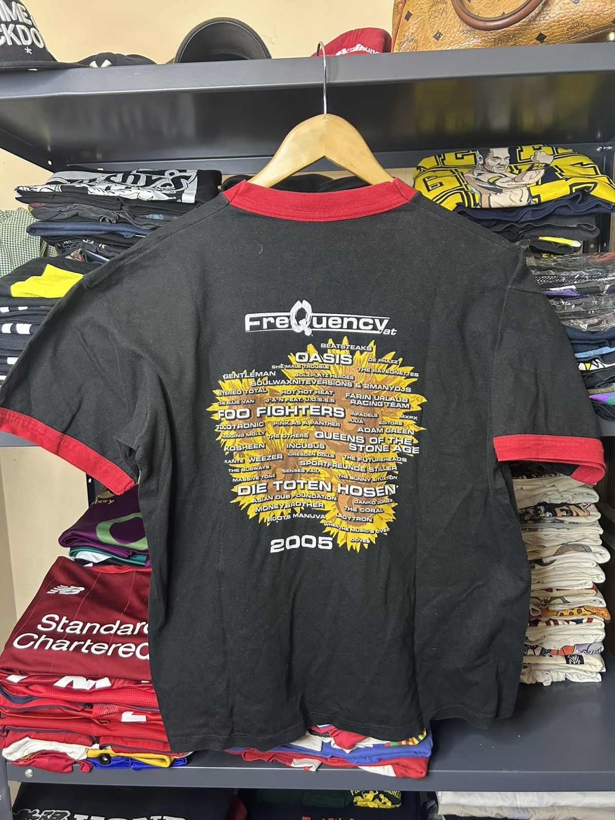 Band Tees Frequency Festival 2005 Band Tee Black Red Ringer Size L Size US L / EU 52-54 / 3 - 2 Thumbnail