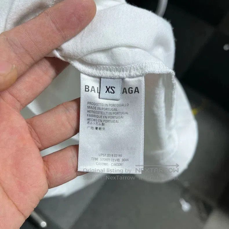 Balenciaga Balenciaga Lock Buckle Short Sleeve Tee. Size US XS / EU 42 / 0 - 4 Thumbnail
