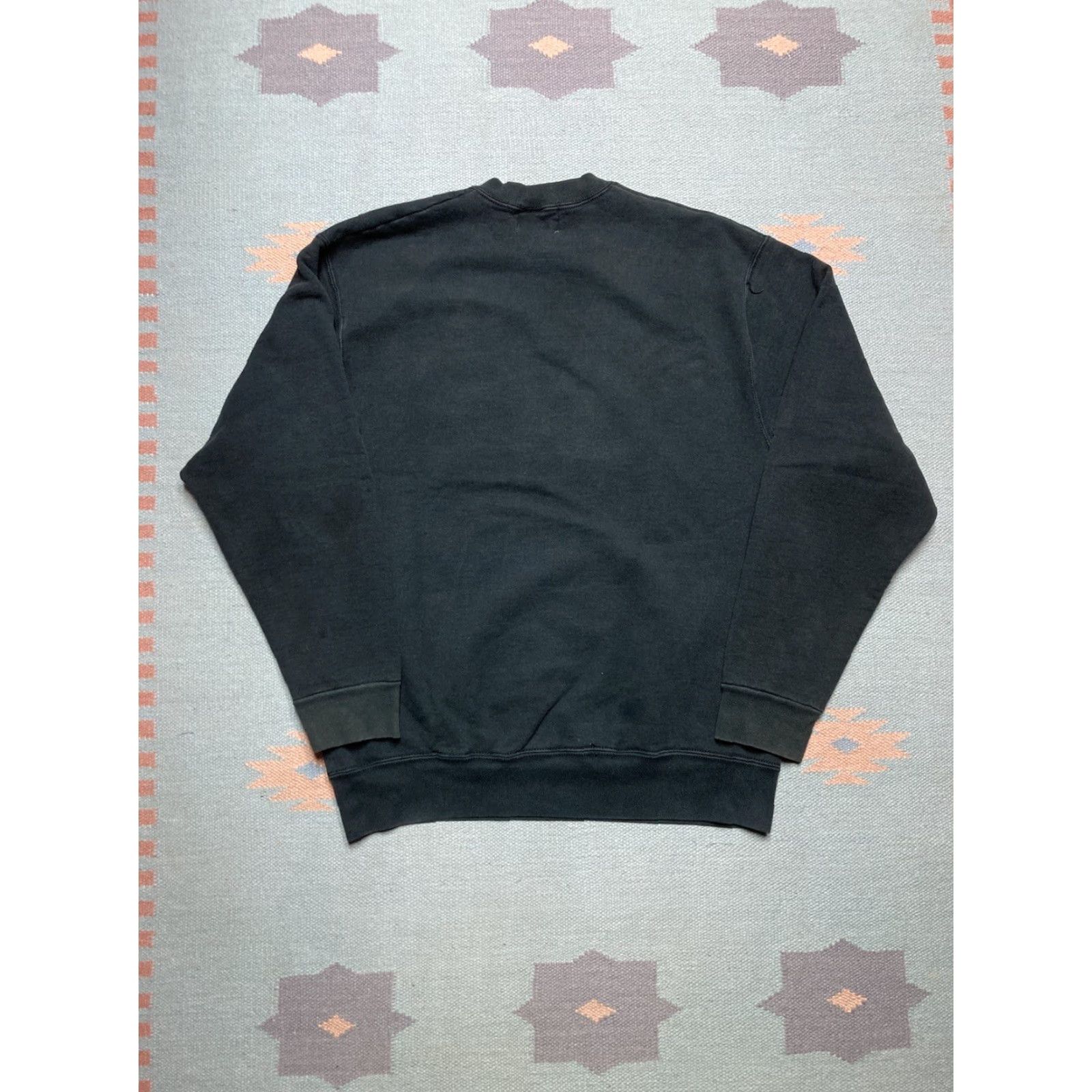 Tommy Hilfiger Vintage Tommy Hilfiger 90s Embroidered XL Black Sweatshirt User: Vintage Tommy Hilfiger 90s Embroidered XL Black Sweatshirt Size US XL / EU 56 / 4 - 5 Thumbnail