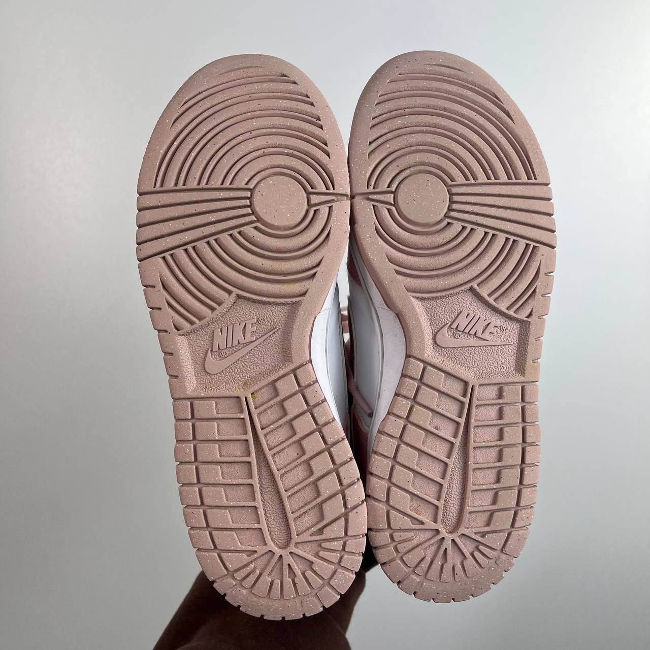 Nike Nike Dunk Low Pink White Sneakers Womens Size 5Y Eu 37.5 Size US 5 / IT 35 - 7 Thumbnail