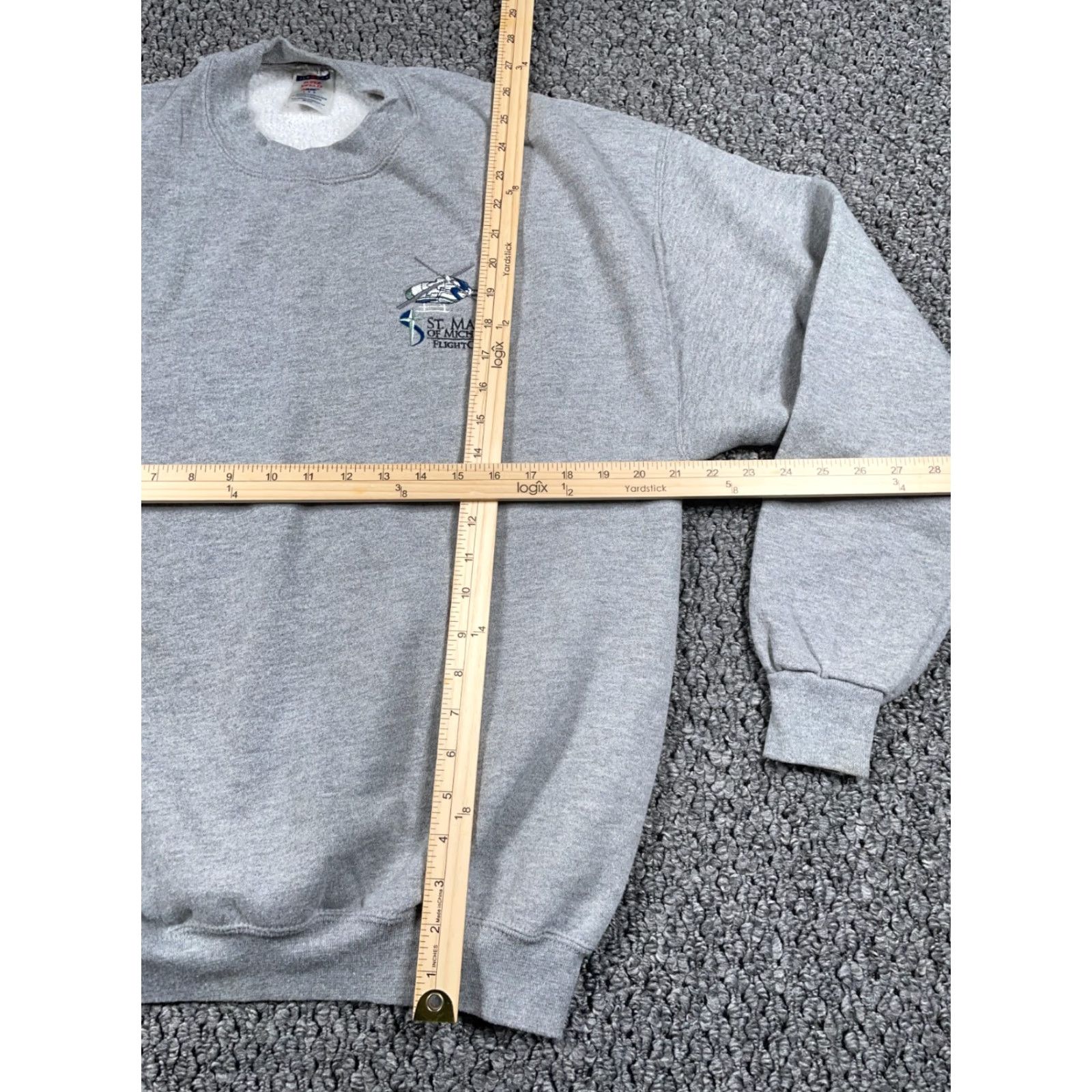 Jerzees JERZEES St. Mary's of Michigan Flight Center Sweatshirt Adult Large Gray Graphic Print 90s Mens Size US L / EU 52-54 / 3 - 4 Thumbnail