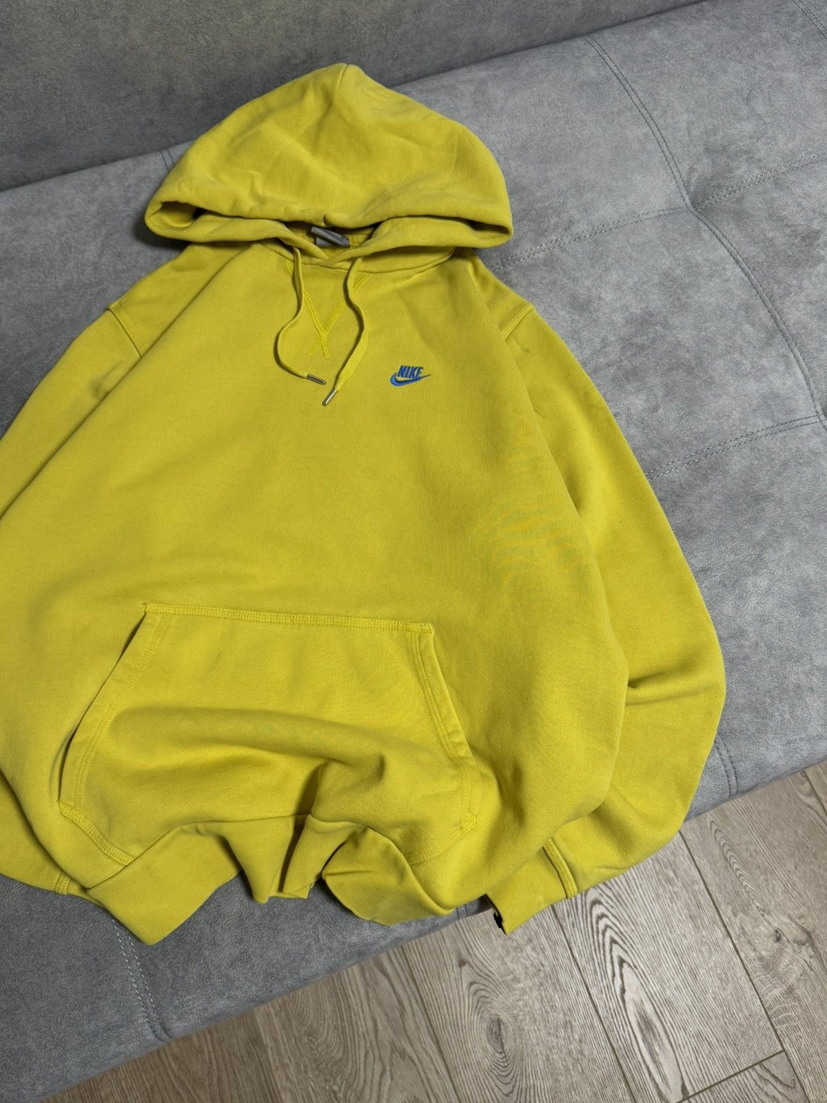 Nike Vintage Nike swoosh oversized Y2K hoodie Size US L / EU 52-54 / 3 - 3 Thumbnail
