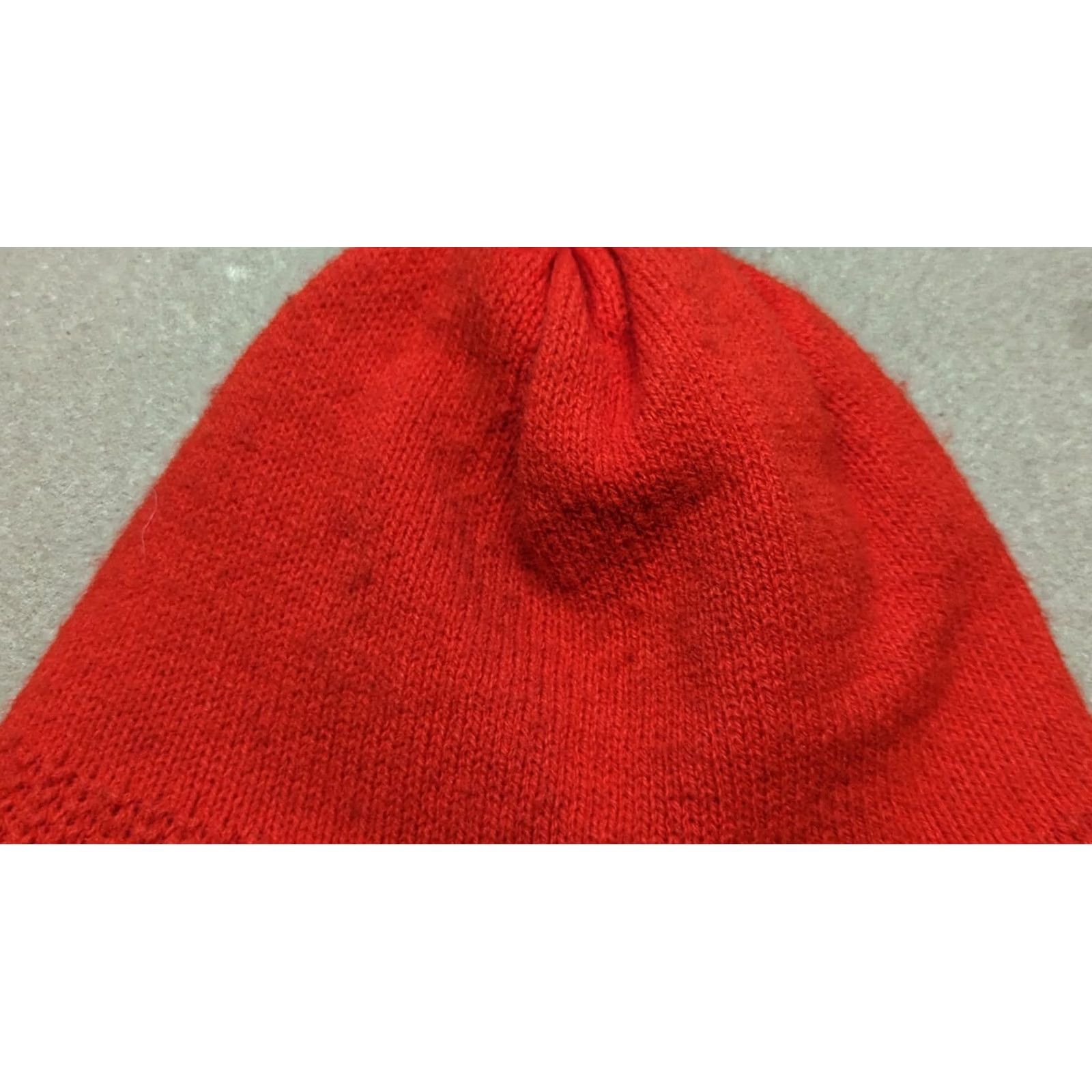 Fred Perry VINTAGE Fred Perry Beanie Hat One Size Red Wool Knit Pom Pom England Mens Women Unisex Adults Size ONE SIZE - 3 Thumbnail