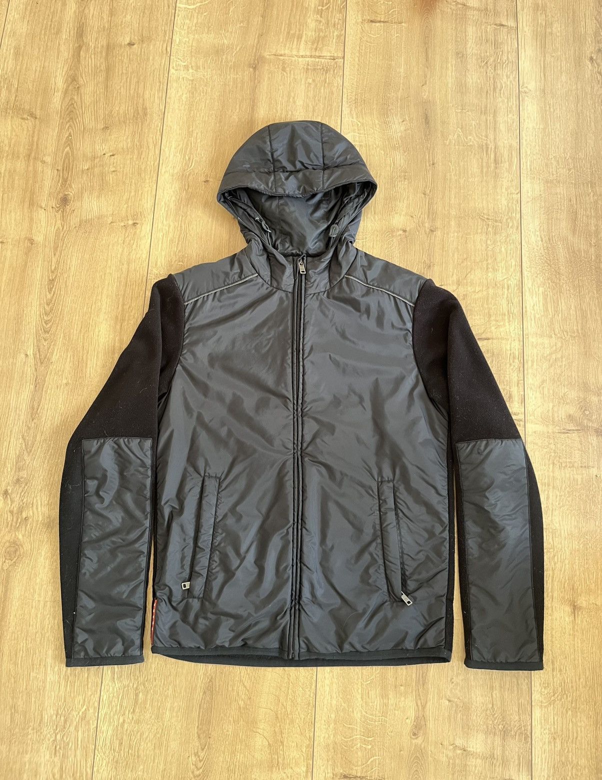 Prada Prada Hooded Technical Nylon Jacket Black Size US S / EU 44-46 / 1 - 1 Thumbnail