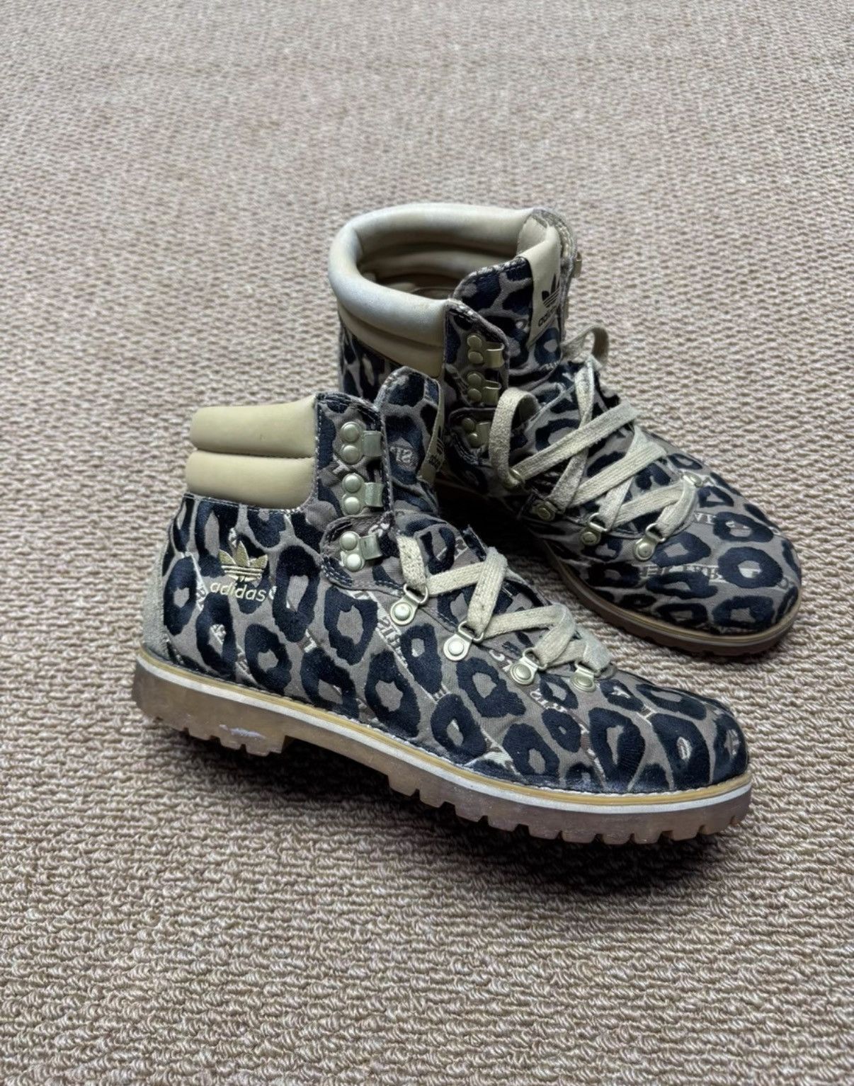 Adidas Adidas Jeremy Scott Wings Leopard Print Boot G96748 K37 Size US 8.5 / EU 41-42 - 8 Thumbnail