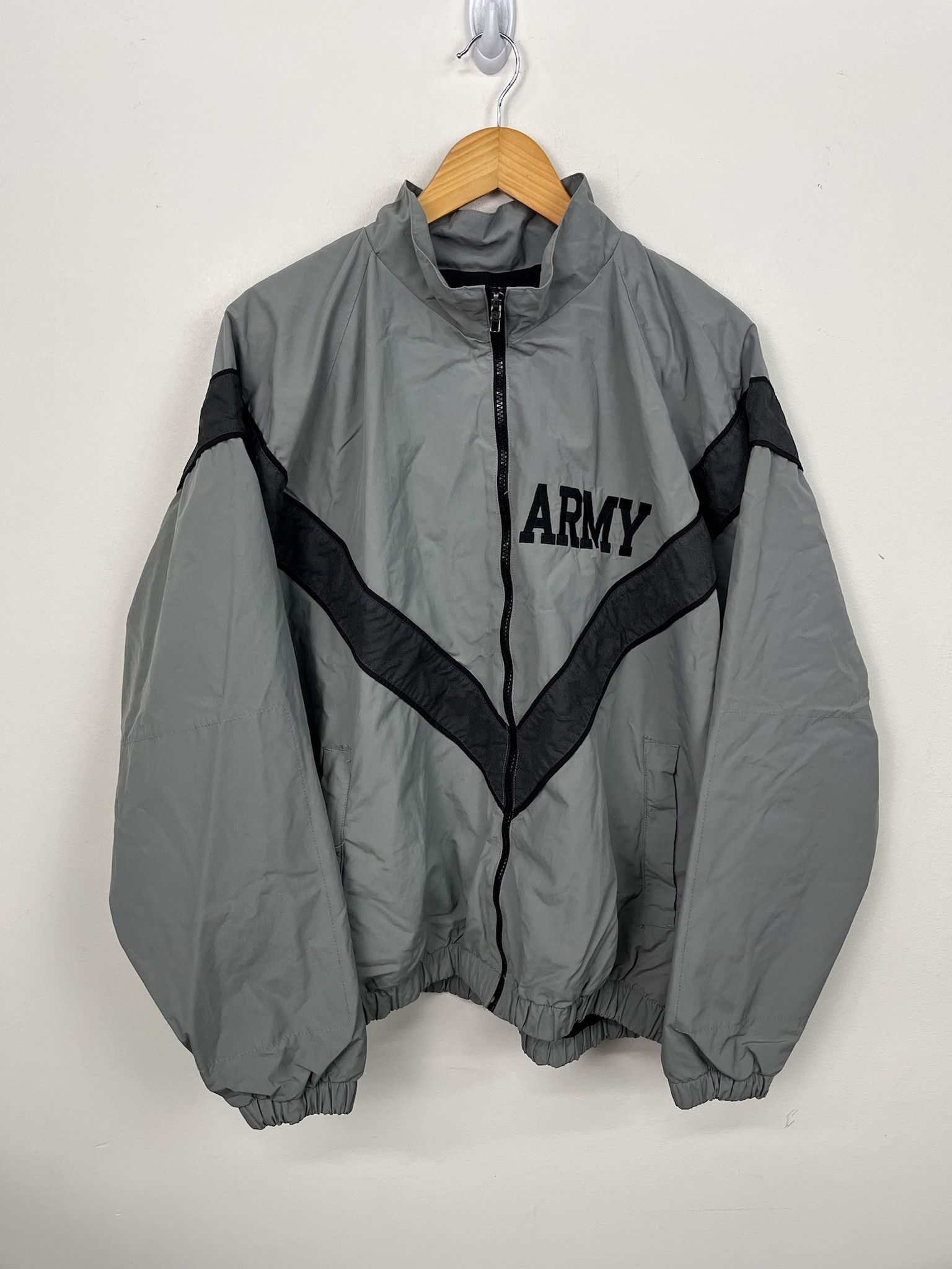 Vintage Vintage 90s US Army Spellout 3M Stripe Zip Up Light Jacket Windbreaker Size Large Size US L / EU 52-54 / 3 - 1 Thumbnail