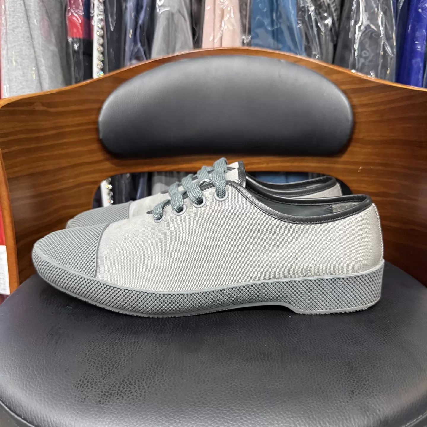 Prada Prada Gray Canvas & Leather Sneakers 8.5/42.5 Like New Size US 9.5 / EU 42-43 - 6 Thumbnail