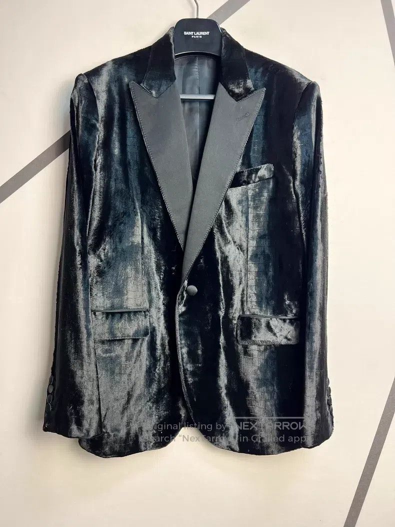 Celine CELINE Crocodile Embossed Peak Lapel Black Velvet Smoking Size US M / EU 48-50 / 2 - 1 Thumbnail