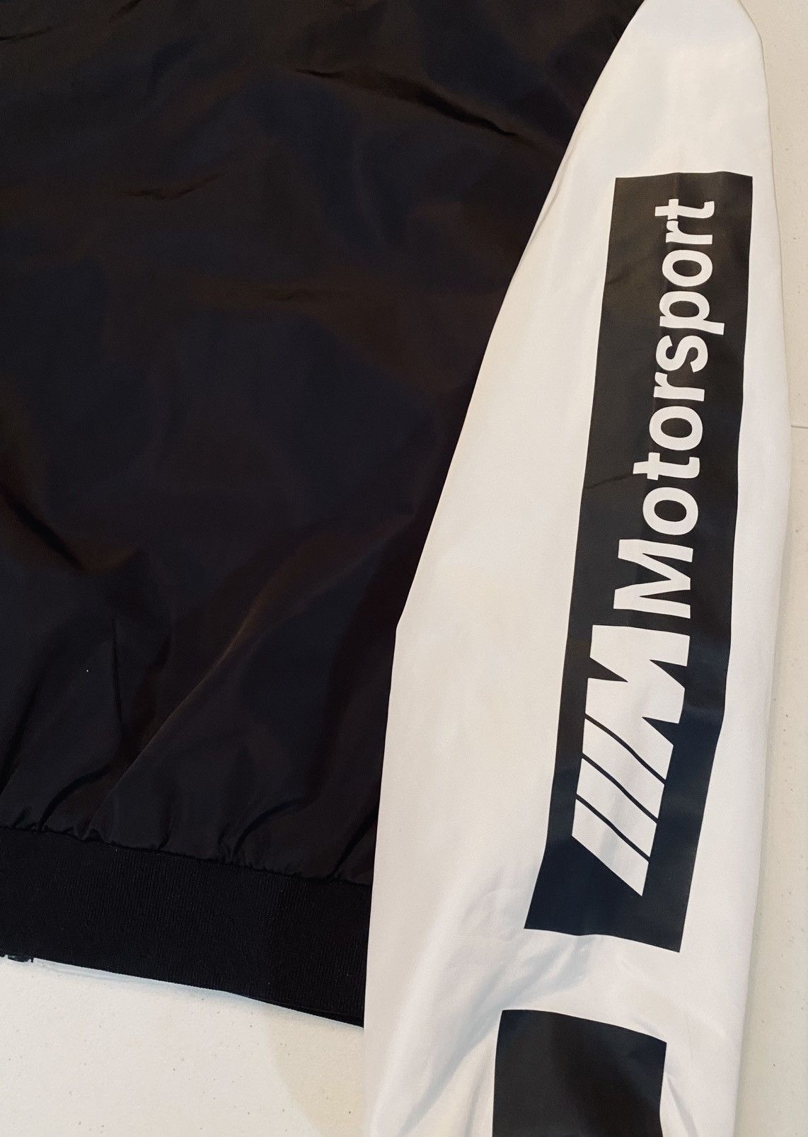 BMW BMW OEM M Motorsport Women's Jacket XL Windbreaker New Size XL / US 12-14 / IT 48-50 - 8 Thumbnail