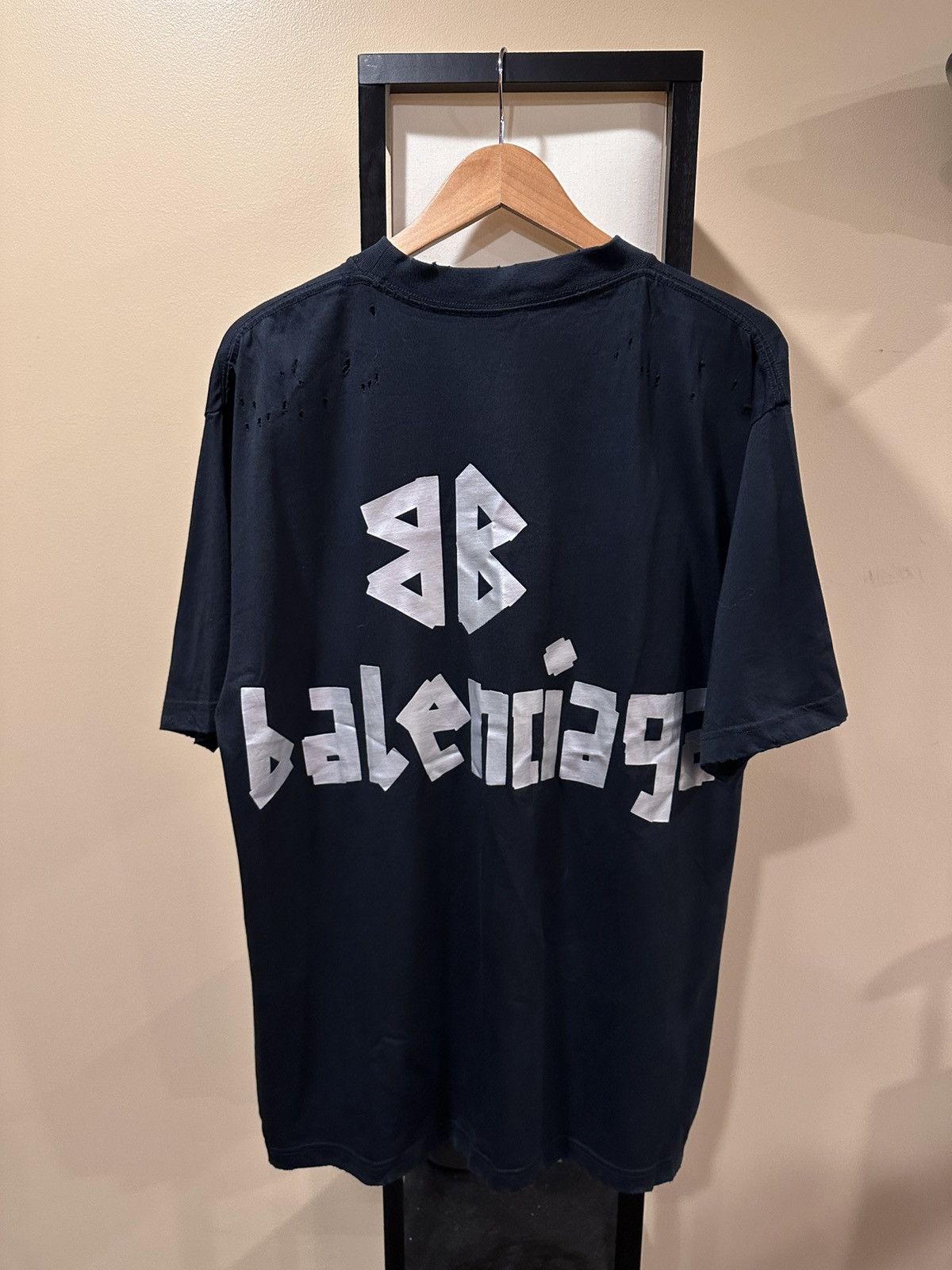 Balenciaga Balenciaga Distressed Type Silver Duct Tape Logo Black Tee Size US XS / EU 42 / 0 - 2 Thumbnail