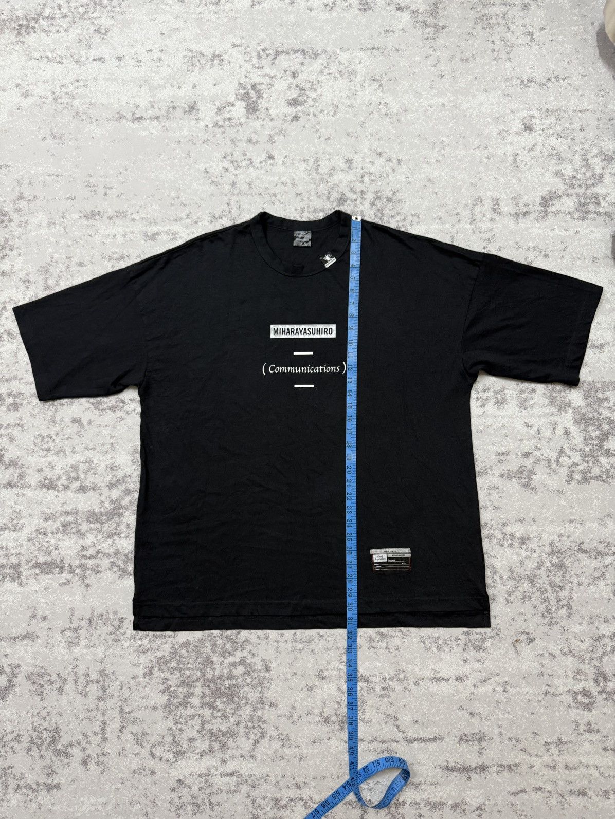 GU × Maison MIHARA YASUHIRO GU X MIHARAYASUHIRO good inspiration Tshirt Size US XL / EU 56 / 4 - 15 Thumbnail