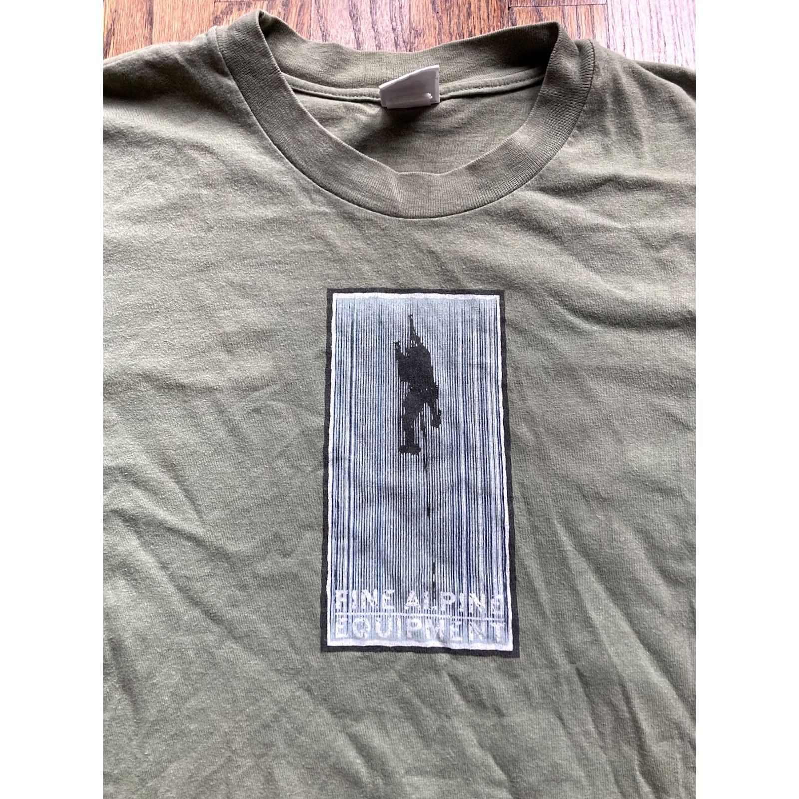 The North Face VINTAGE The North Face Shirt XL Mens Green 90s Outdoor Logo US Box Logo Alpine Equipment Size US XL / EU 56 / 4 - 2 Thumbnail