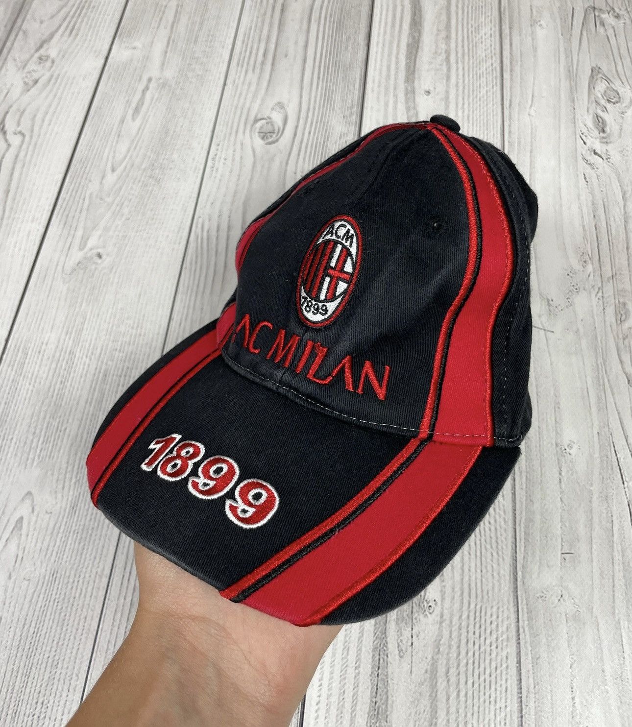 Vintage AC Milan cap black big logo 1899 Size ONE SIZE - 1 Thumbnail
