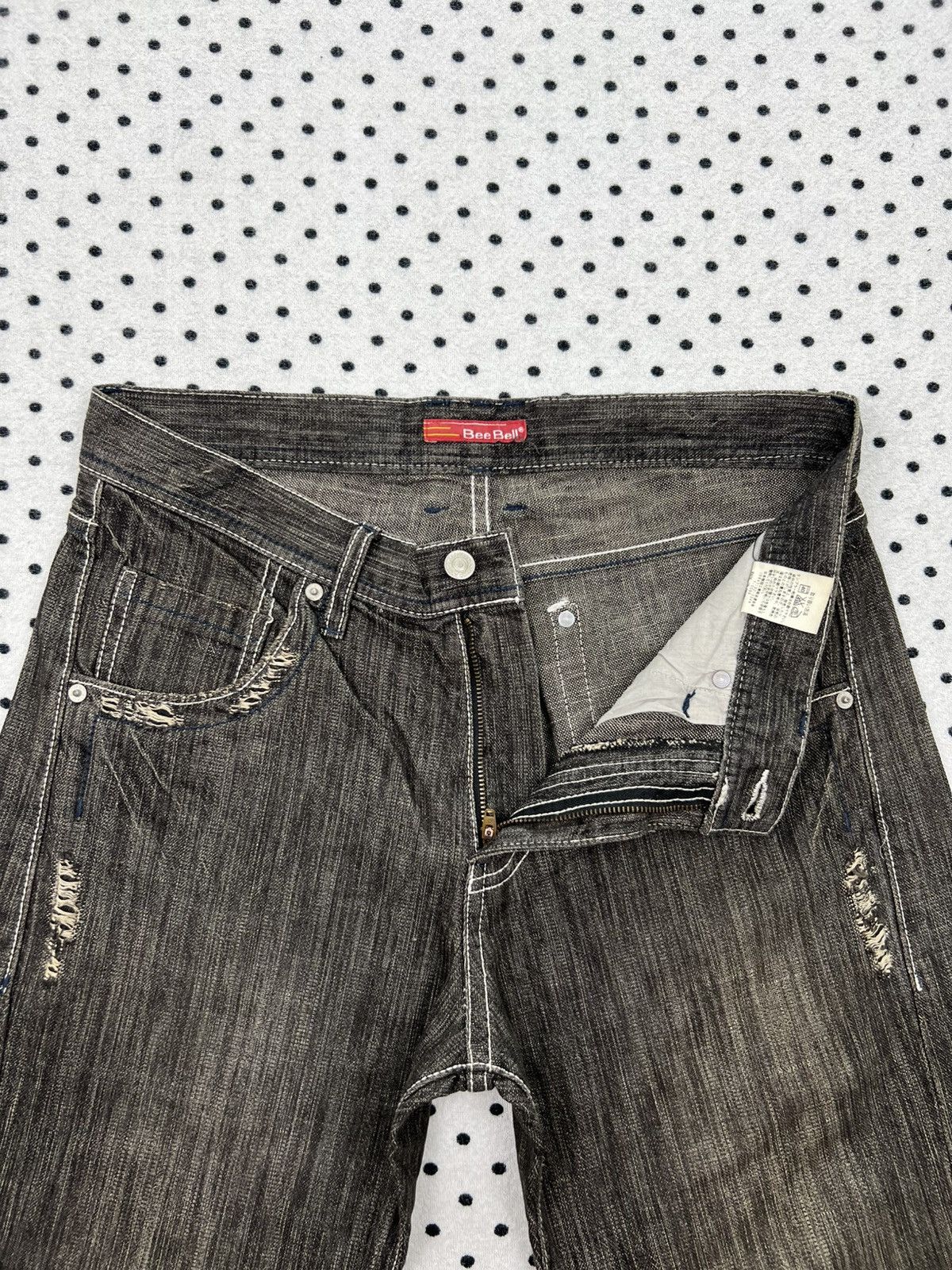 Japanese Brand Bee Bell Distressed Jeans Size US 33 - 7 Thumbnail