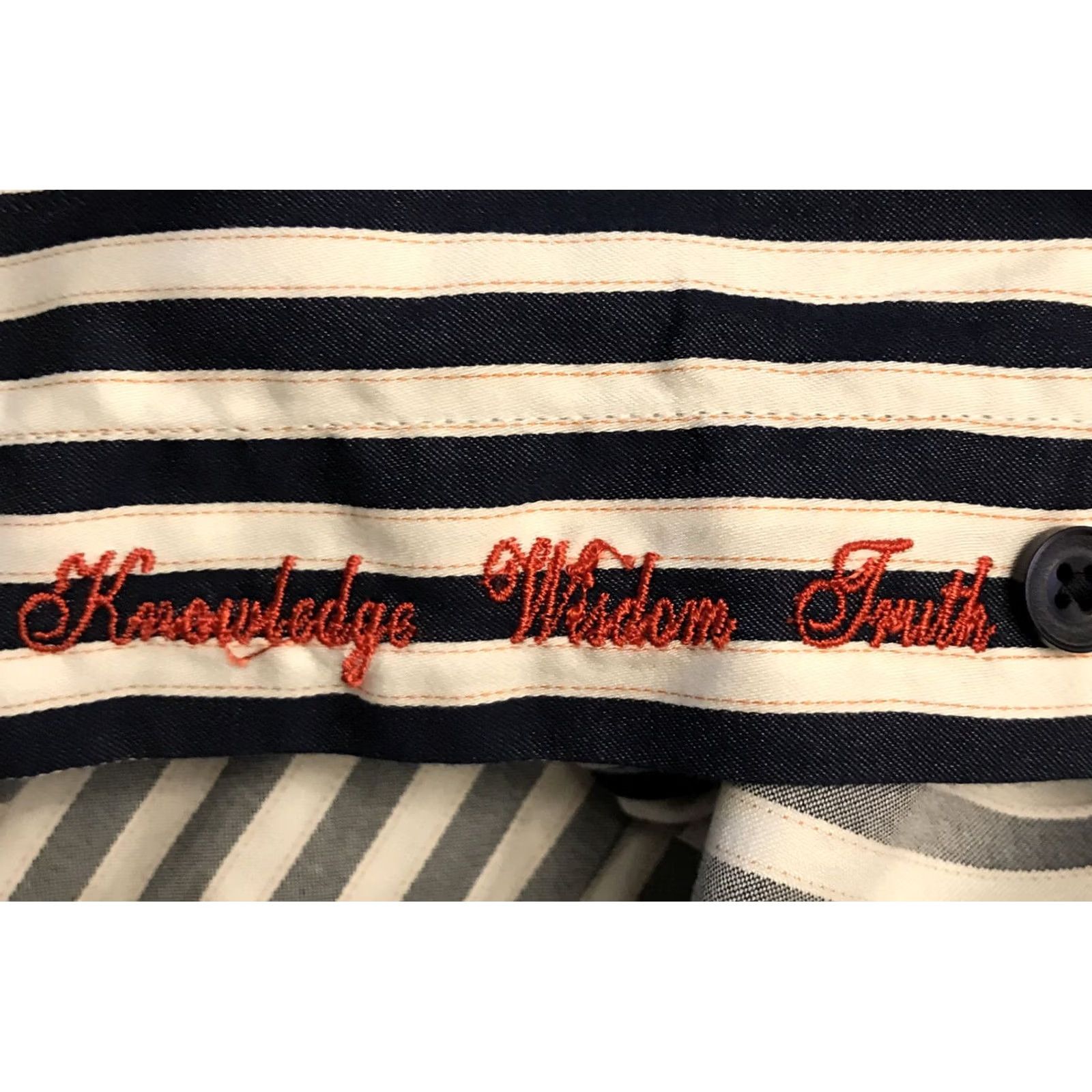 Robert Graham Robert Graham Stripe Button L/S Embroidered Cuff Men’s Sz 4XL blue white 1289 Size US XXL / EU 58 / 5 - 5 Thumbnail