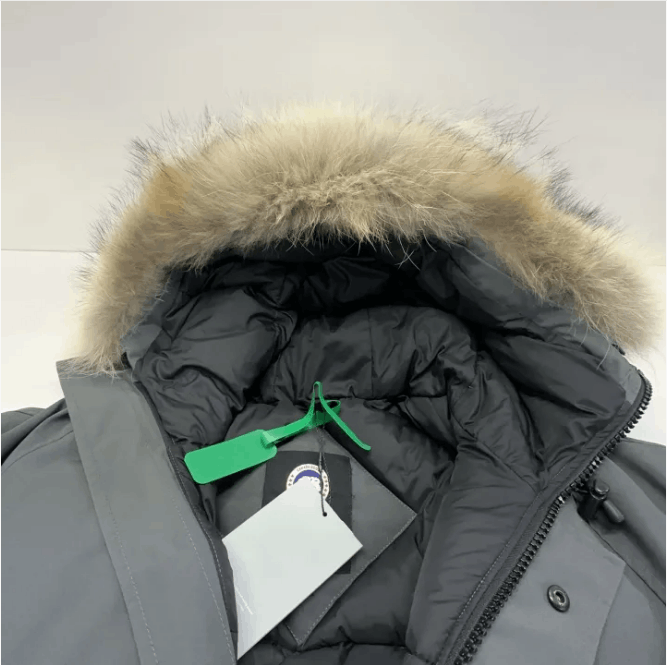 Canada Goose casual jacket Size US M / EU 48-50 / 2 - 8 Thumbnail