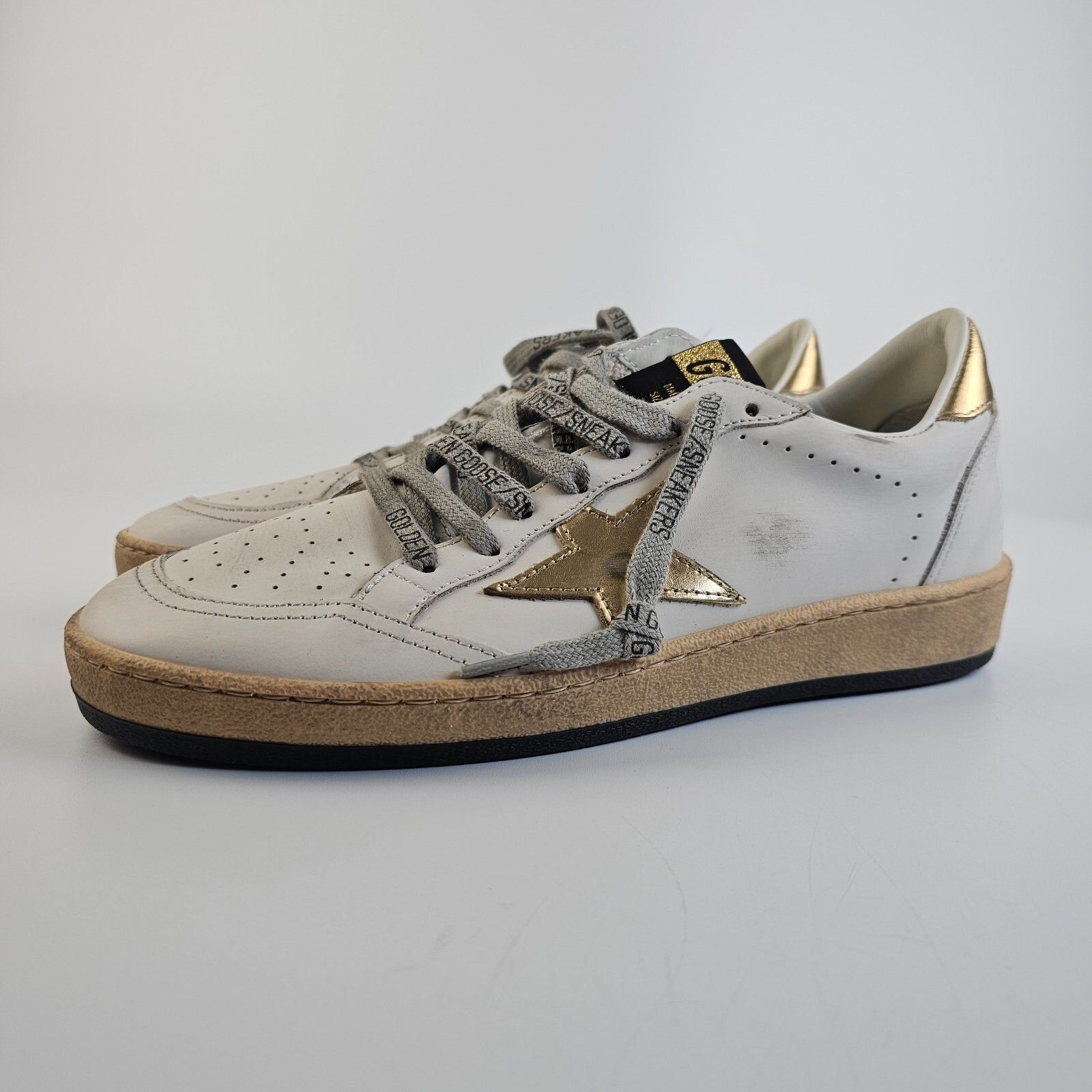 GOLDEN GOOSE Ball Star Women's White/Gold Leather Low Top Sn