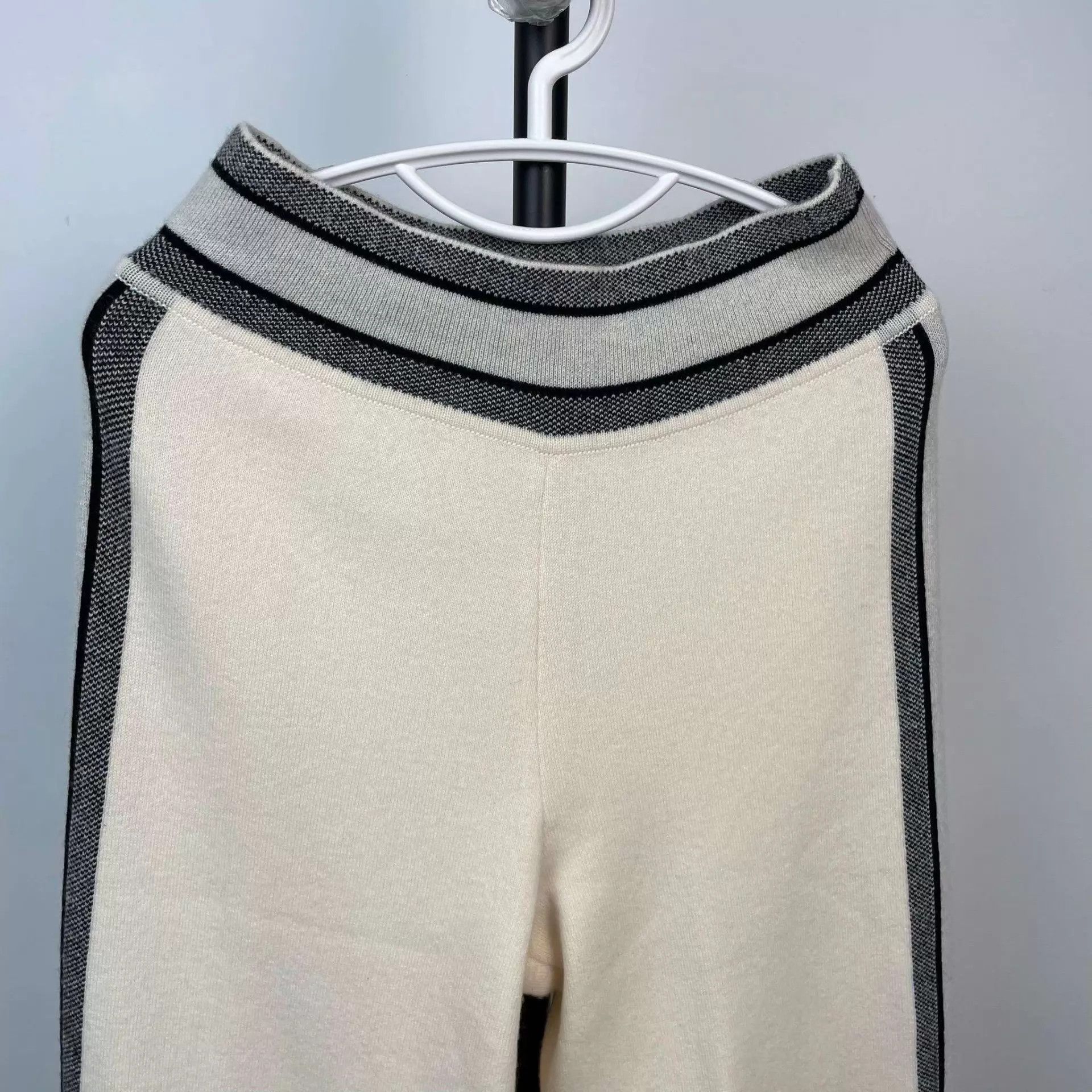 Dior Dior White Sweatpants 97 New 36 Size 26" / US 2 / IT 38 - 8 Thumbnail