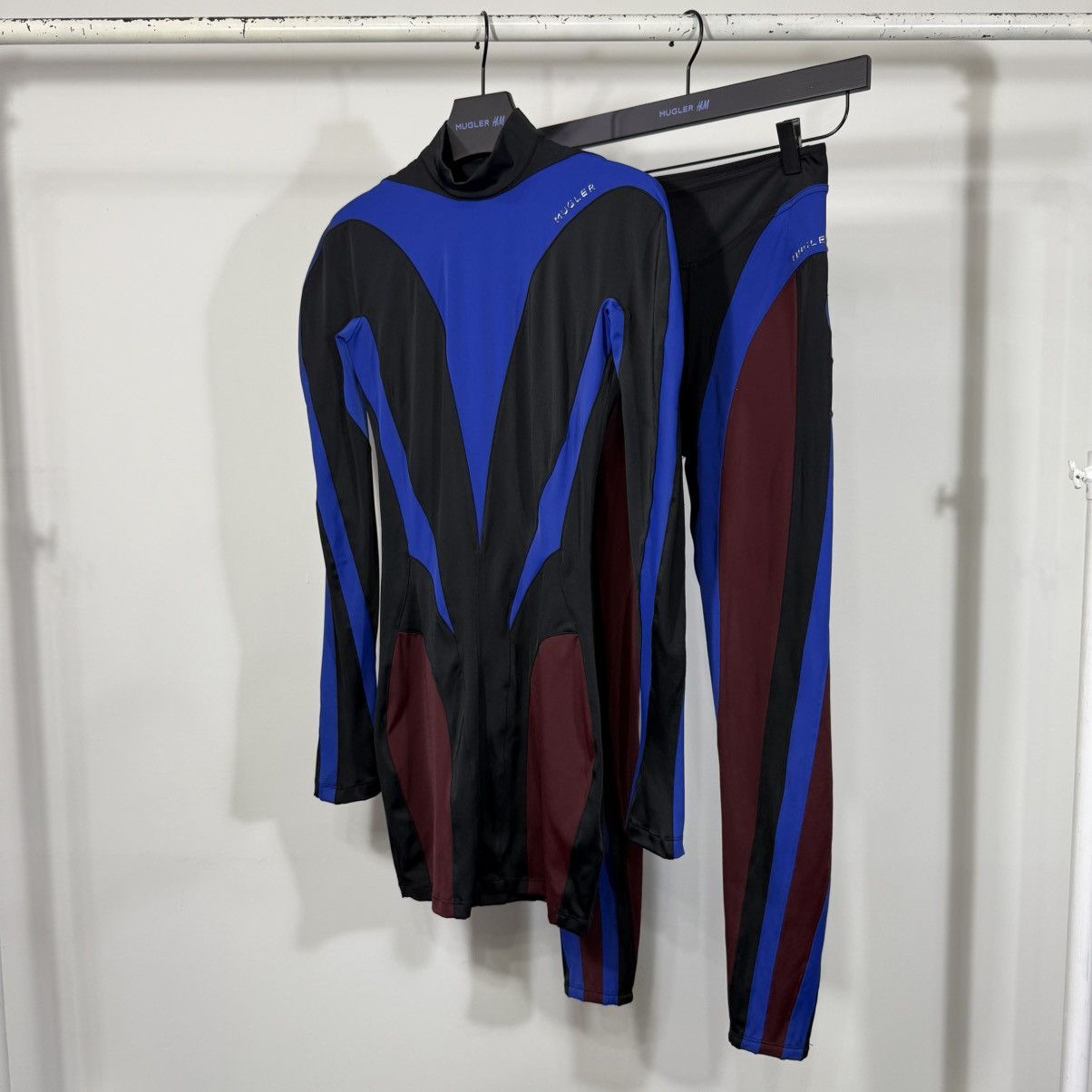 H&M × Mugler × Thierry Mugler Mugler H&M mini dresses & leggings Size XS / US 0-2 / IT 36-38 - 3 Thumbnail