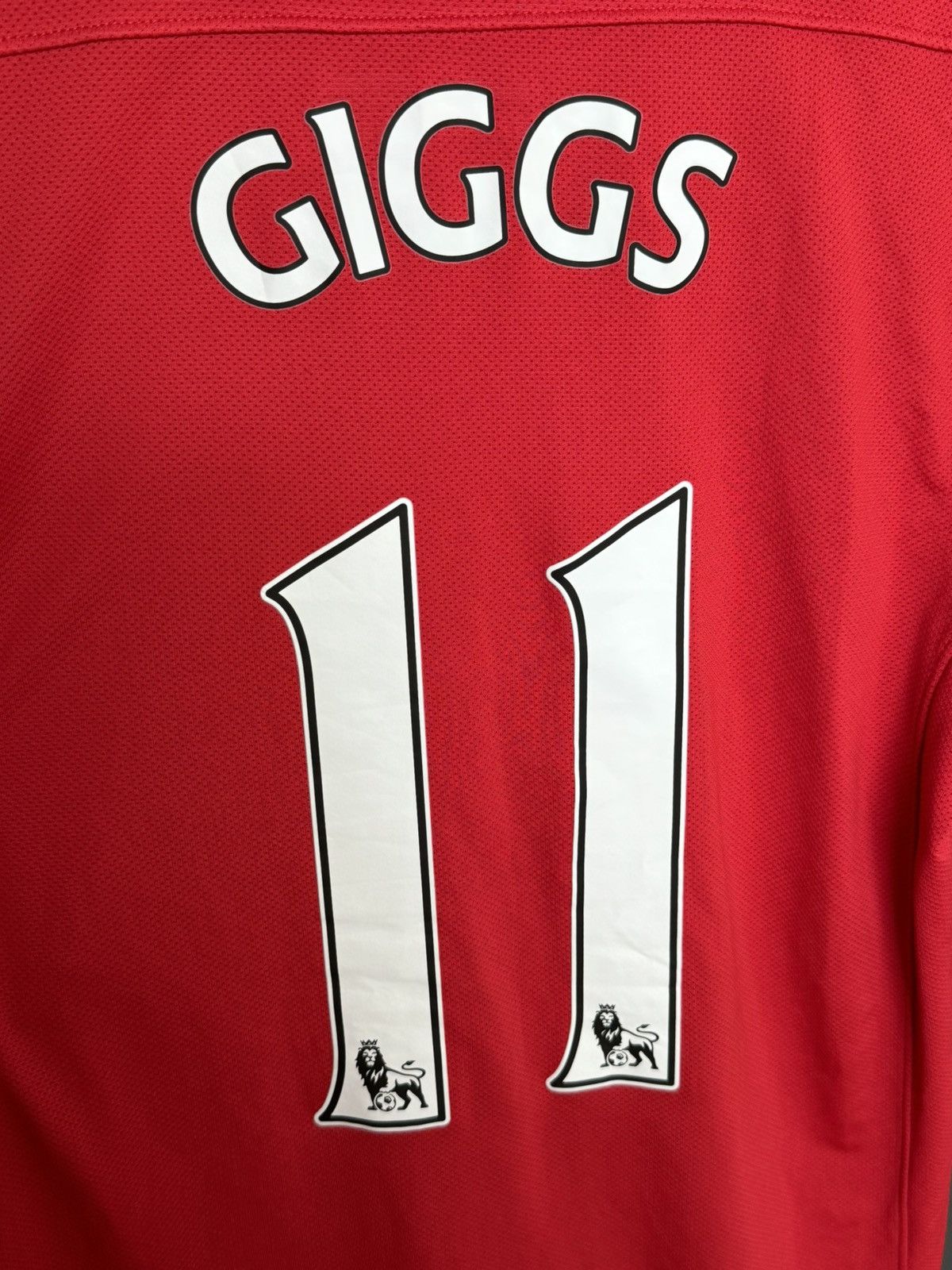 Nike Manchester United 11/12 Home Giggs Football Jersey T-Shirt Size US S / EU 44-46 / 1 - 3 Thumbnail