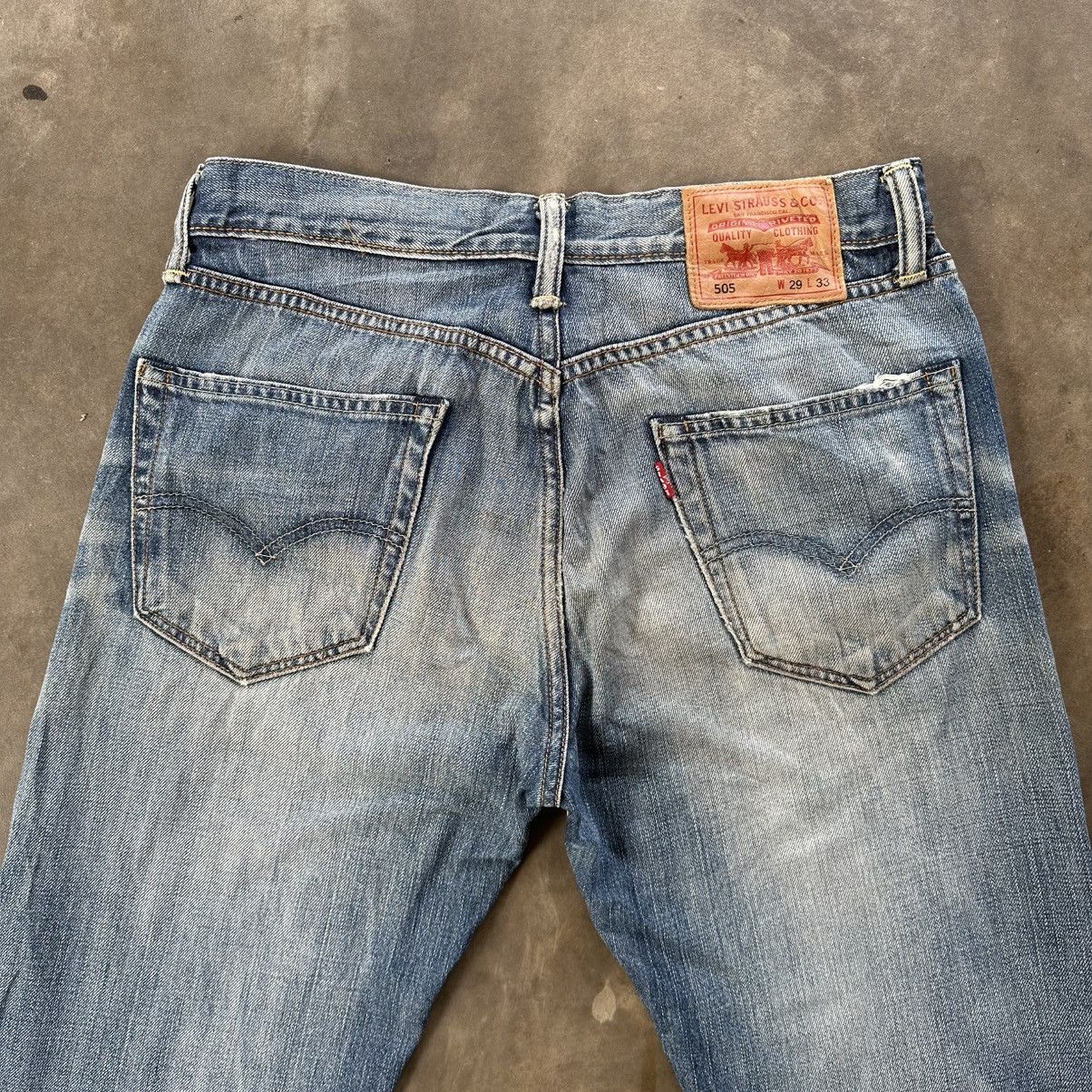 Japanese Brand Vintage Levi’s 505 Faded Distressed Denim Jean Pant W30 Size US 30 / EU 46 - 9 Thumbnail