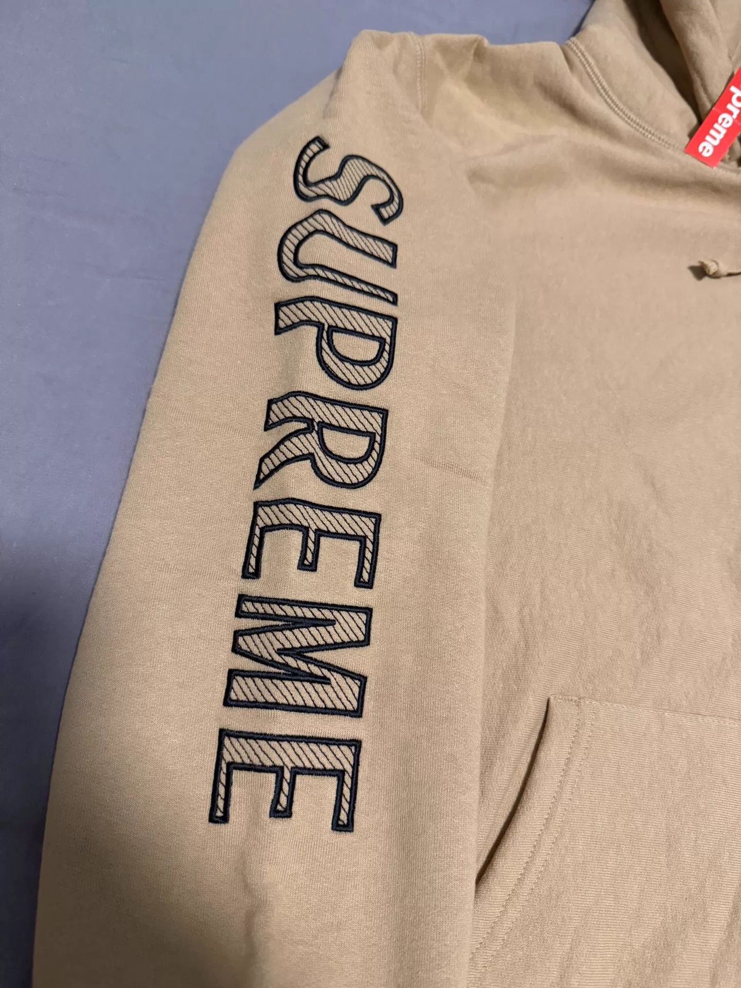 Supreme Supreme SS18 Sleeve Embroidery Letter/Slogan Hoodie New L Size US L / EU 52-54 / 3 - 2 Thumbnail