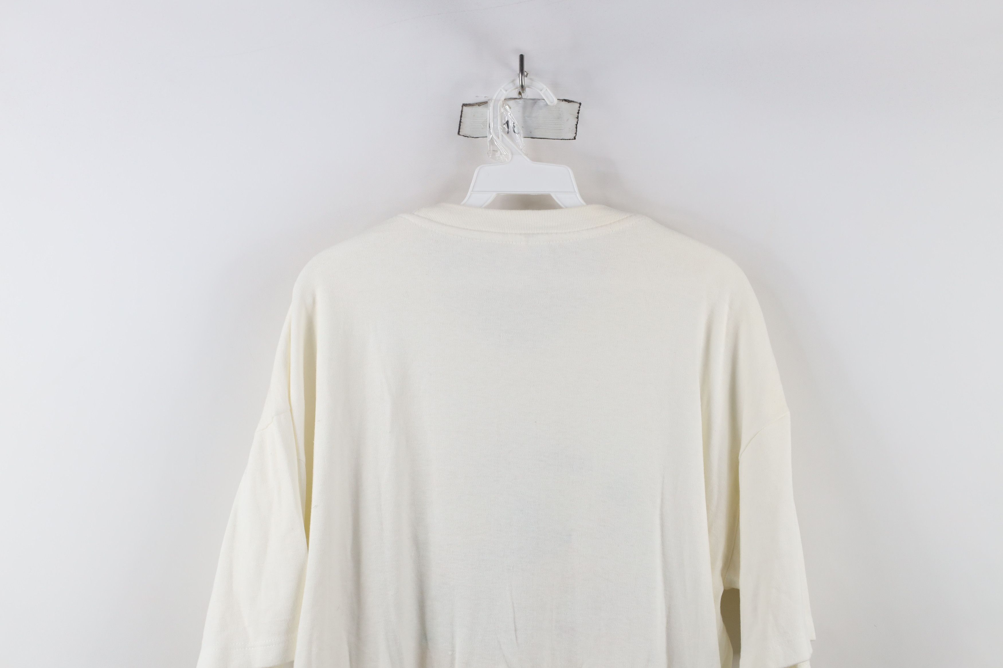 Vintage Vintage 90s Streetwear St Thomas Caribbean Sea T-Shirt USA Size L / US 10 / IT 46 - 11 Thumbnail