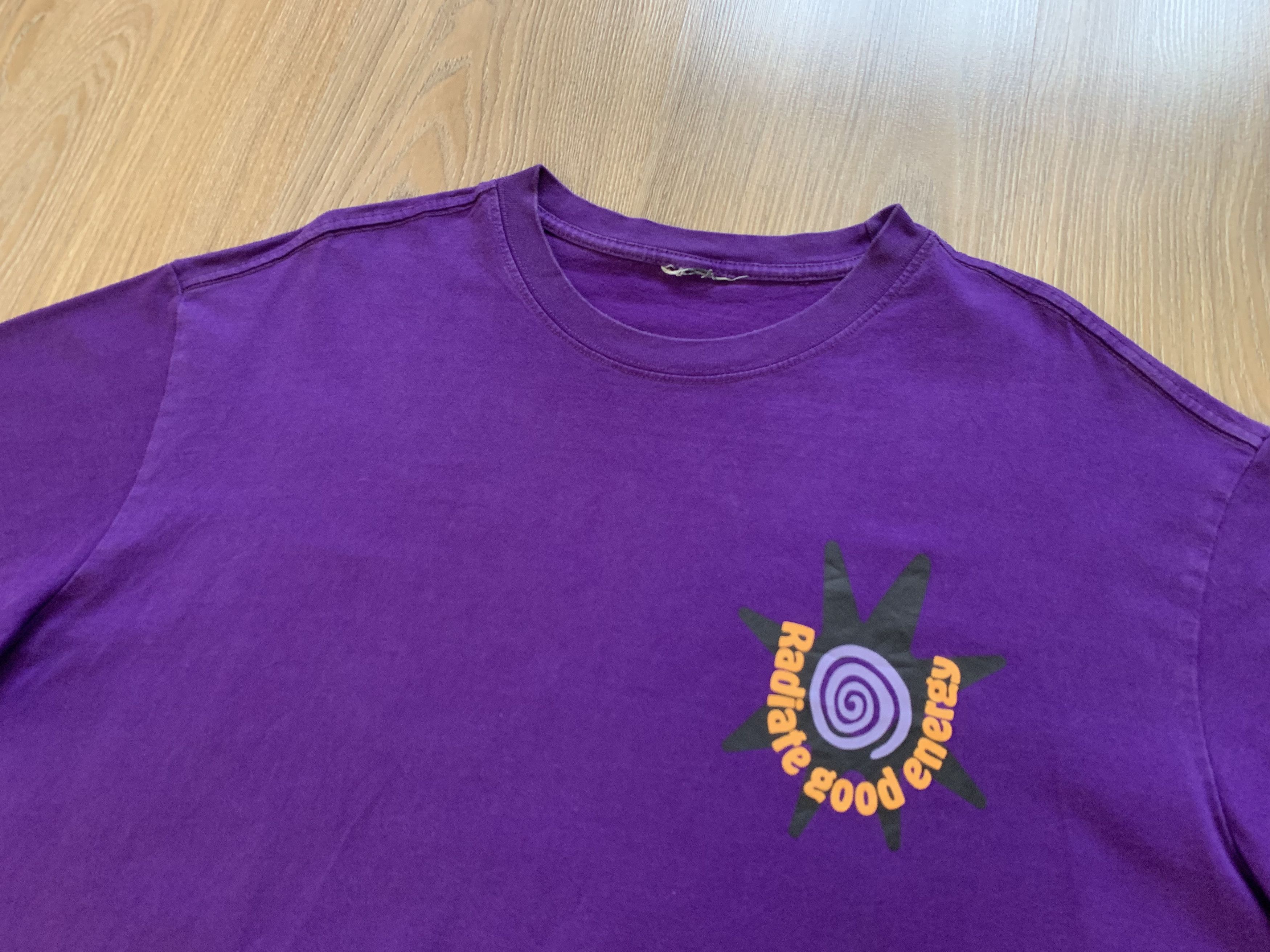 H&M H&M Apparel Radiate Good Energy Printed T Shirt Size US L / EU 52-54 / 3 - 4 Thumbnail