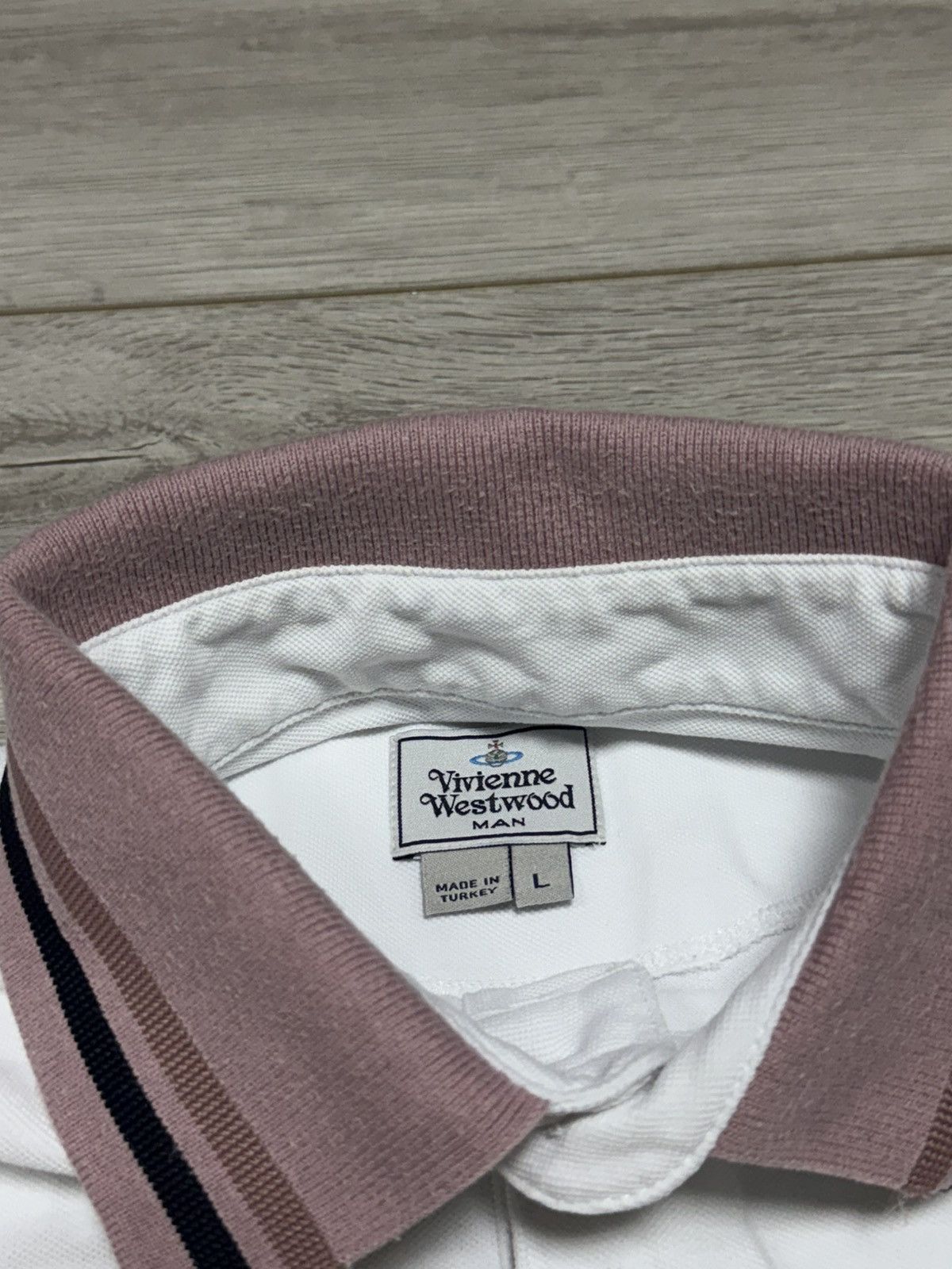 Vivienne Westwood Vivienne Westwood vintage small orb polo shirt Size US L / EU 52-54 / 3 - 5 Thumbnail