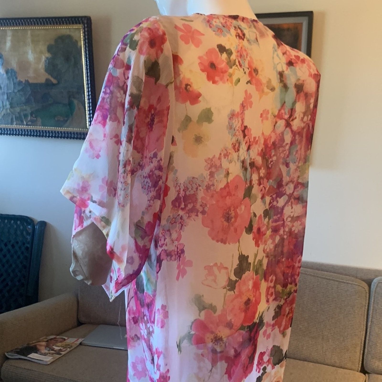 Betsey Johnson Betsey Johnson sheer floral kimono robe wrap coverup Size ONE SIZE - 4 Thumbnail
