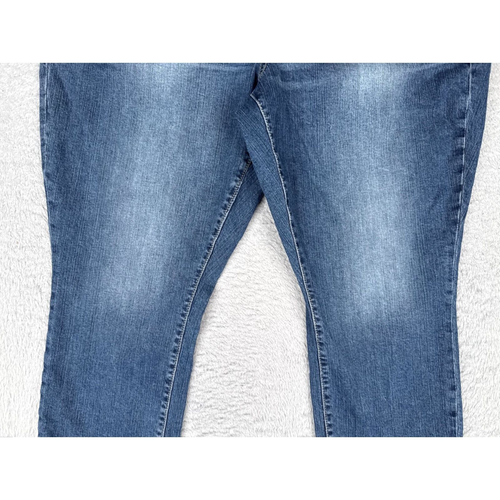 Torrid Torrid Jeans Womens 18 Plus Skinny Crop Blue Medium Wash 38x22 Denim Stretch 5-Pocket City Size 40" / US 18 - 3 Thumbnail