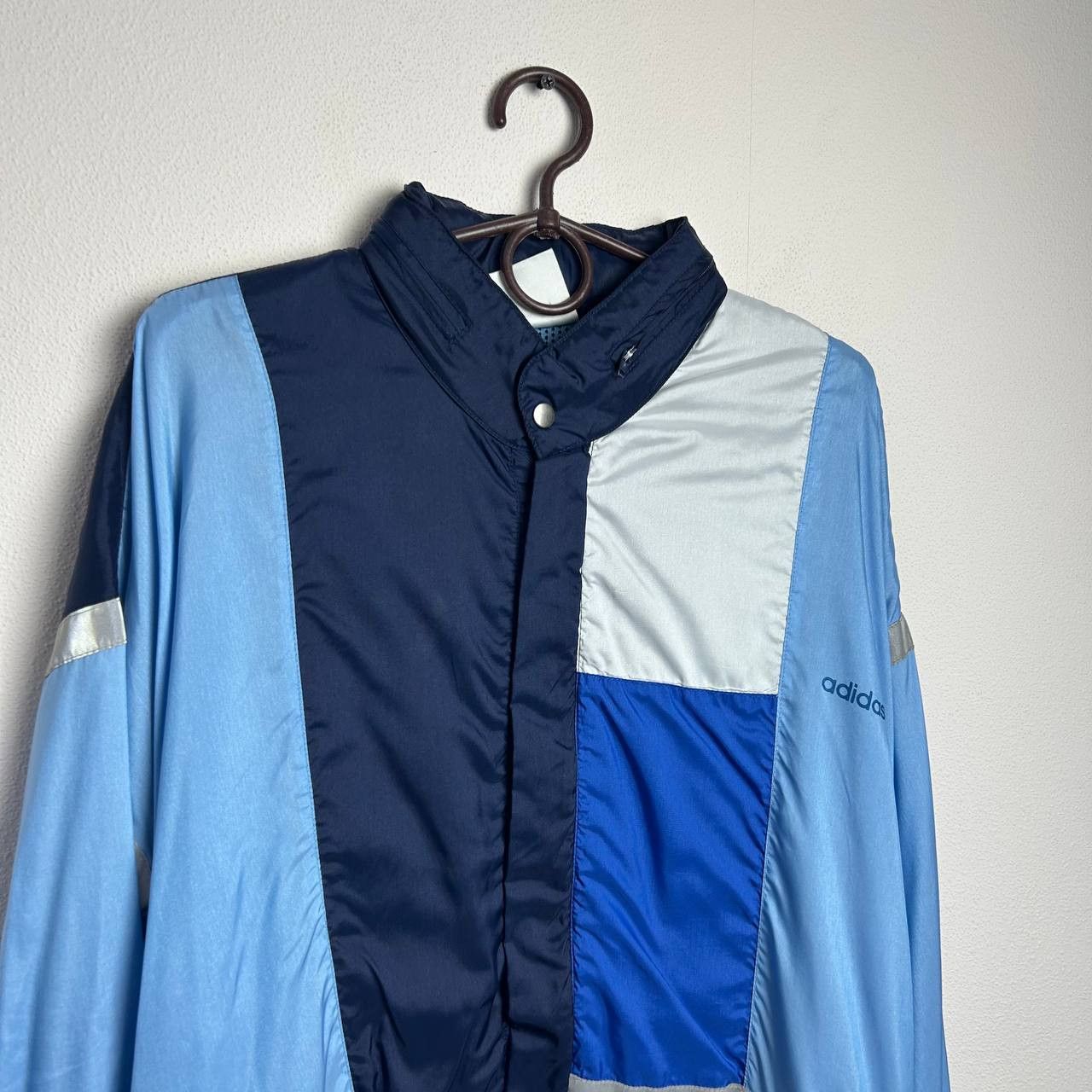 Adidas Vintage Adidas Nylon Small logo nylon rare jacket Size US M / EU 48-50 / 2 - 2 Thumbnail