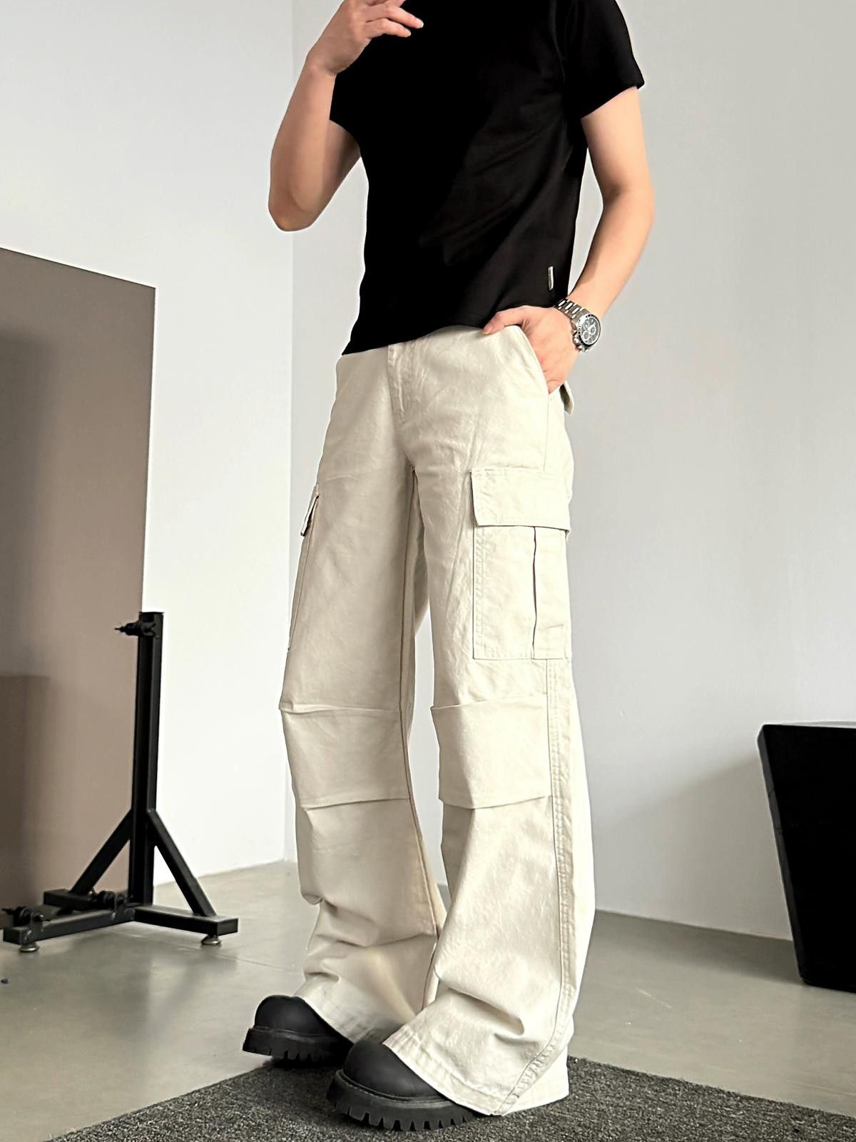 Other Multi Pocket Wide Leg Cargo Pants Size US 32 / EU 48 - 2 Thumbnail