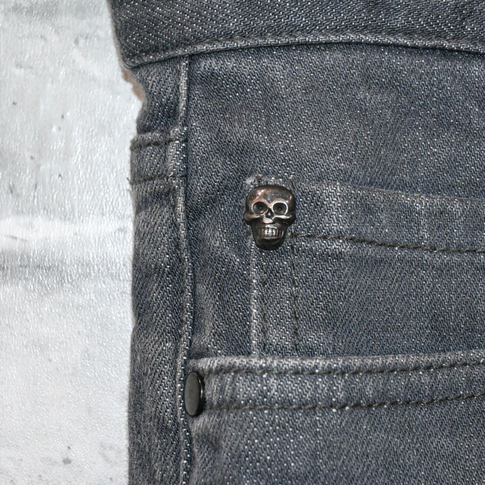 John Varvatos John Varvatos Collection Grey washed denim Jeans skull stud Size US 31 - 4 Thumbnail