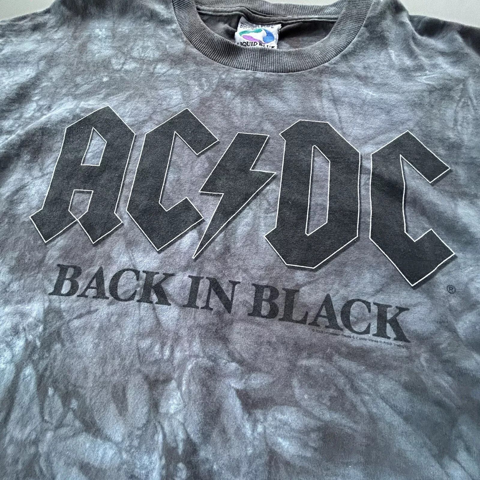 Liquid Blue VTG 2002 Liquid Blue AC/DC Back In Black T-Shirt Size US L / EU 52-54 / 3 - 6 Thumbnail