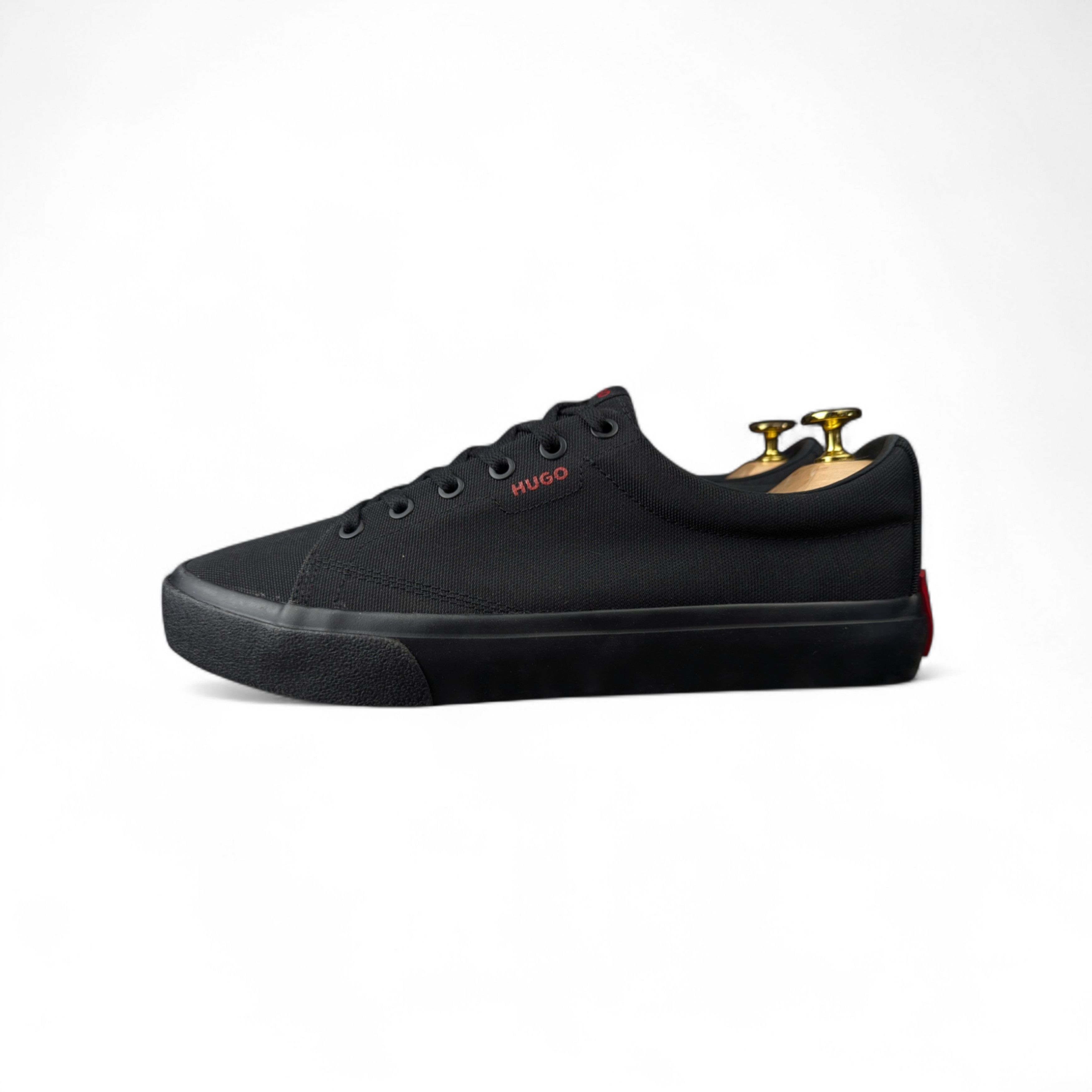Hugo Boss HUGO BOSS Black classic sneakers Size US 9 / EU 42 - 5 Thumbnail