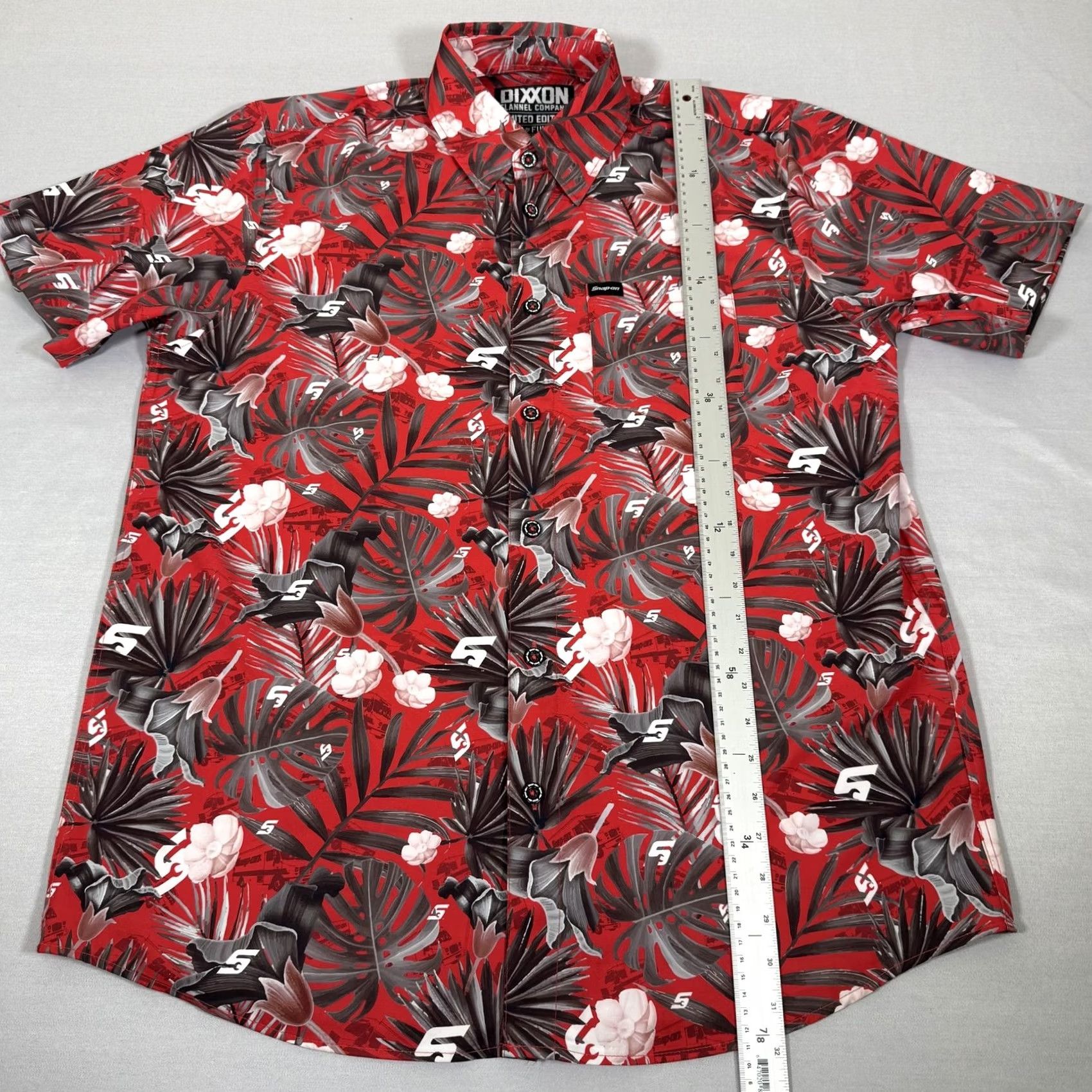 ALOHAS Dixxon Shirt Mens L Red Floral Hawaiian Button Up Short Sleeve Collared Snap-On Tool Graphic Size US L / EU 52-54 / 3 - 5 Thumbnail