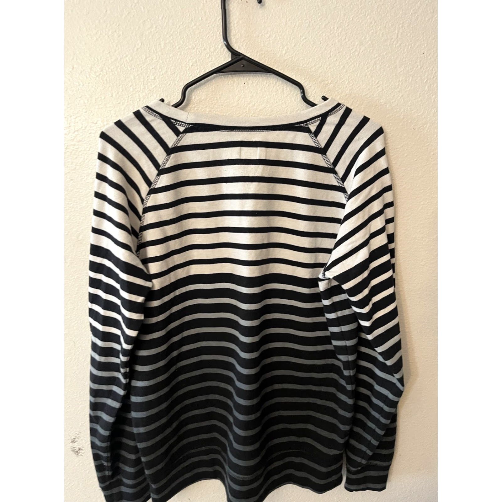 Saks Fifth Avenue Vintage Saks Fifth Avenue Blue Striped Ombré Sweater Women Large Droop Turtleneck Knit Pullover Size L / US 10 / IT 46 - 3 Thumbnail