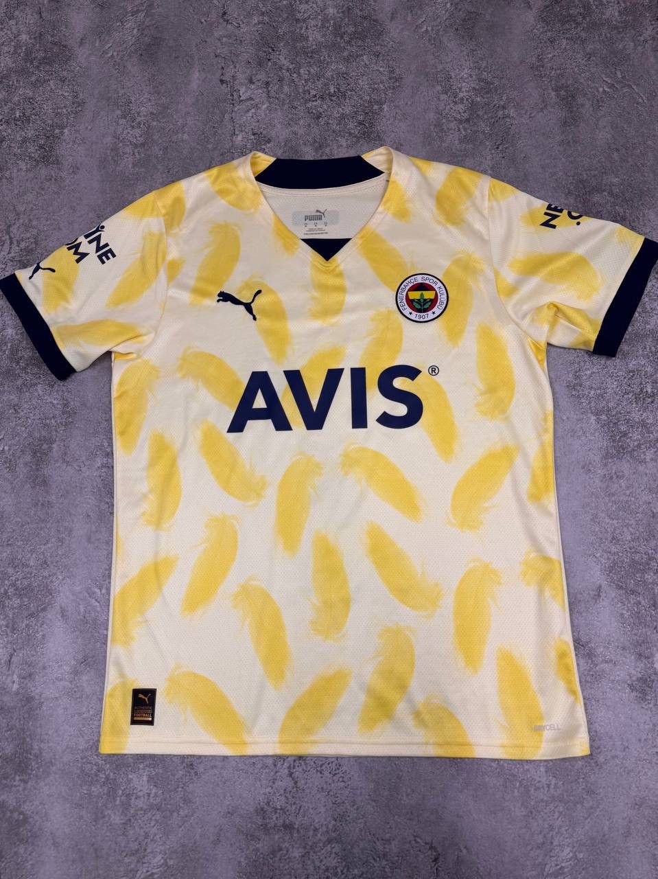 Puma ILKER Puma Fenerbahçe Away Jersey 2023-2024 AVIS Yellow Size US M / EU 48-50 / 2 - 1 Thumbnail
