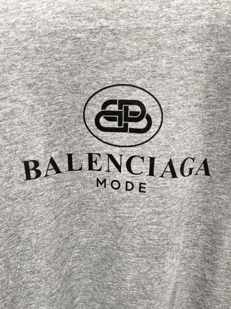 Balenciaga Balenciaga Gray Logo T-Shirt Size US S / EU 44-46 / 1 - 3 Thumbnail